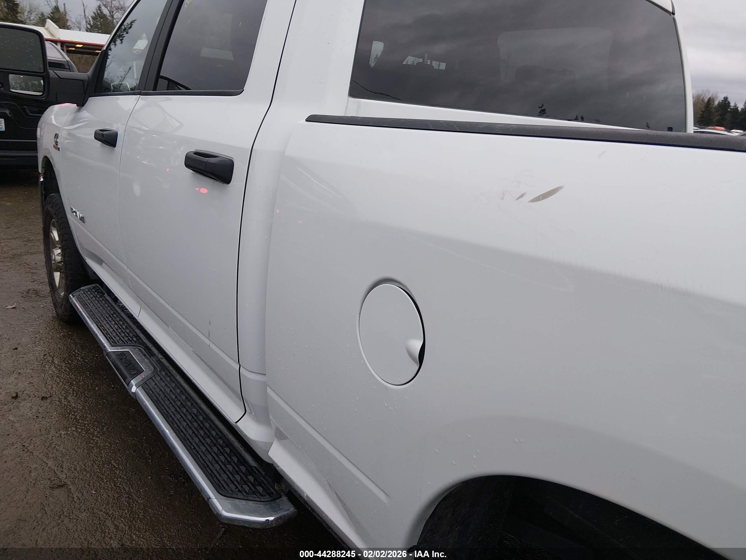 RAM 2500 image 6