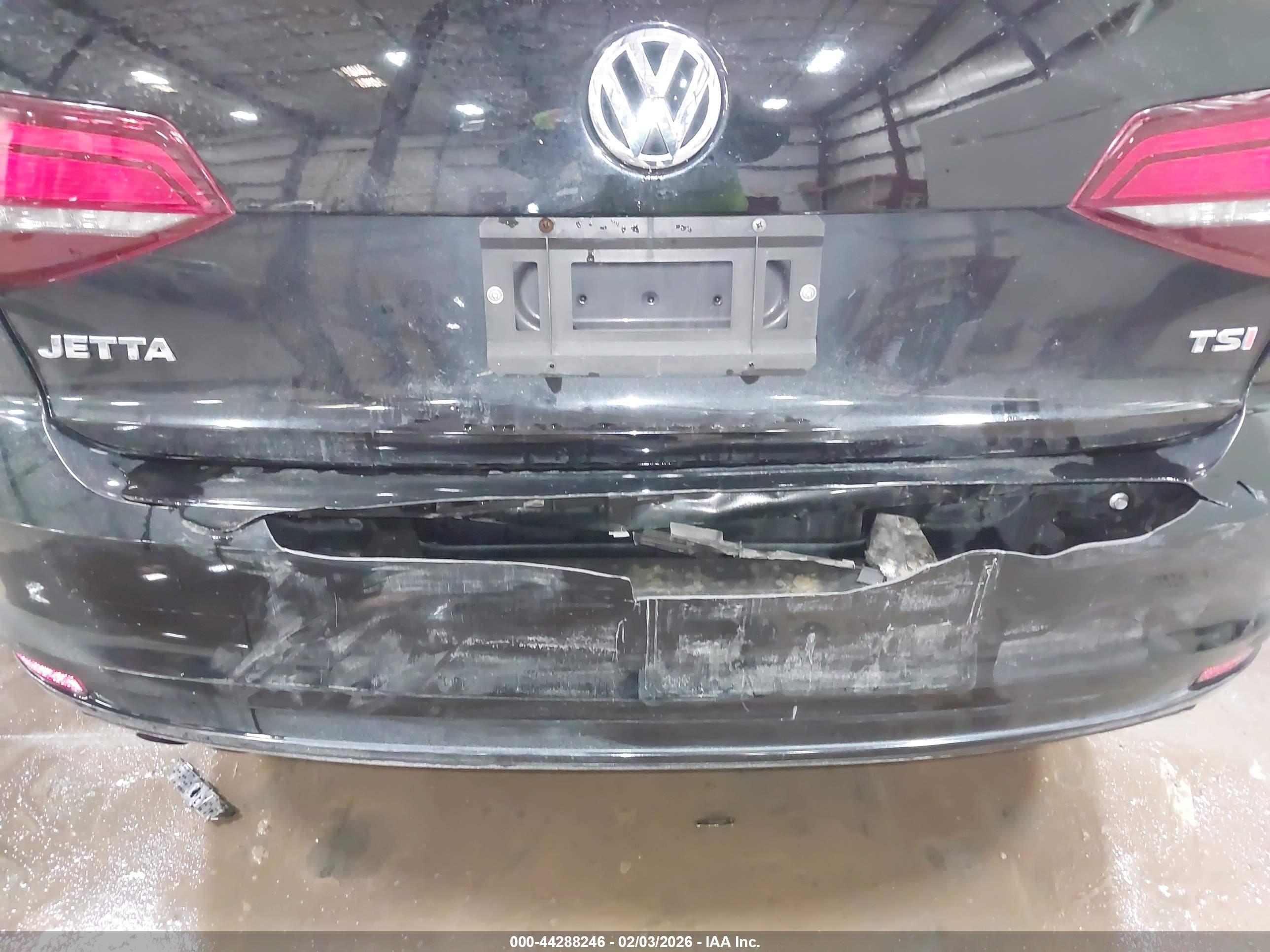 VOLKSWAGEN JETTA image 6