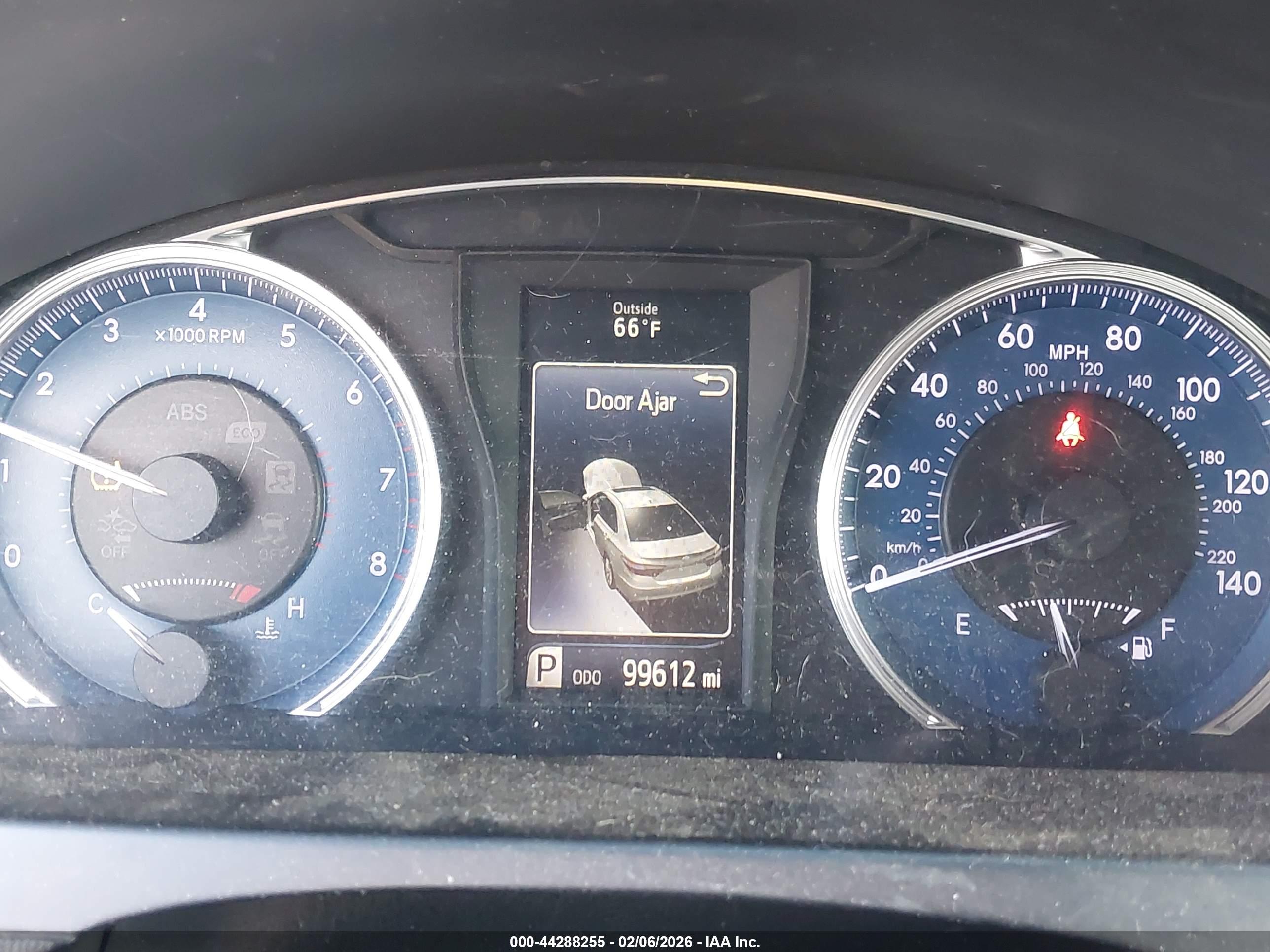 TOYOTA CAMRY image 7