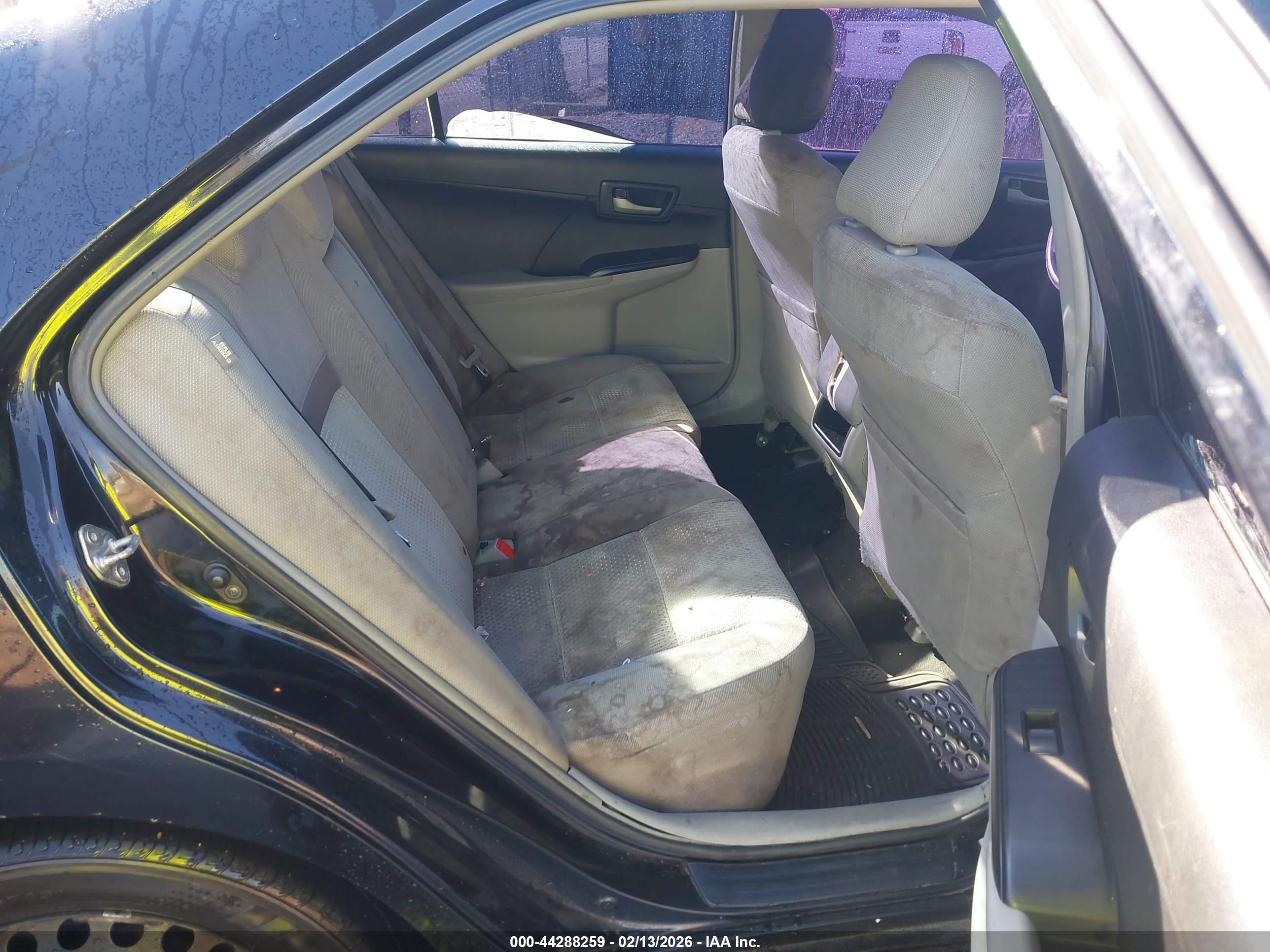 TOYOTA CAMRY image 8