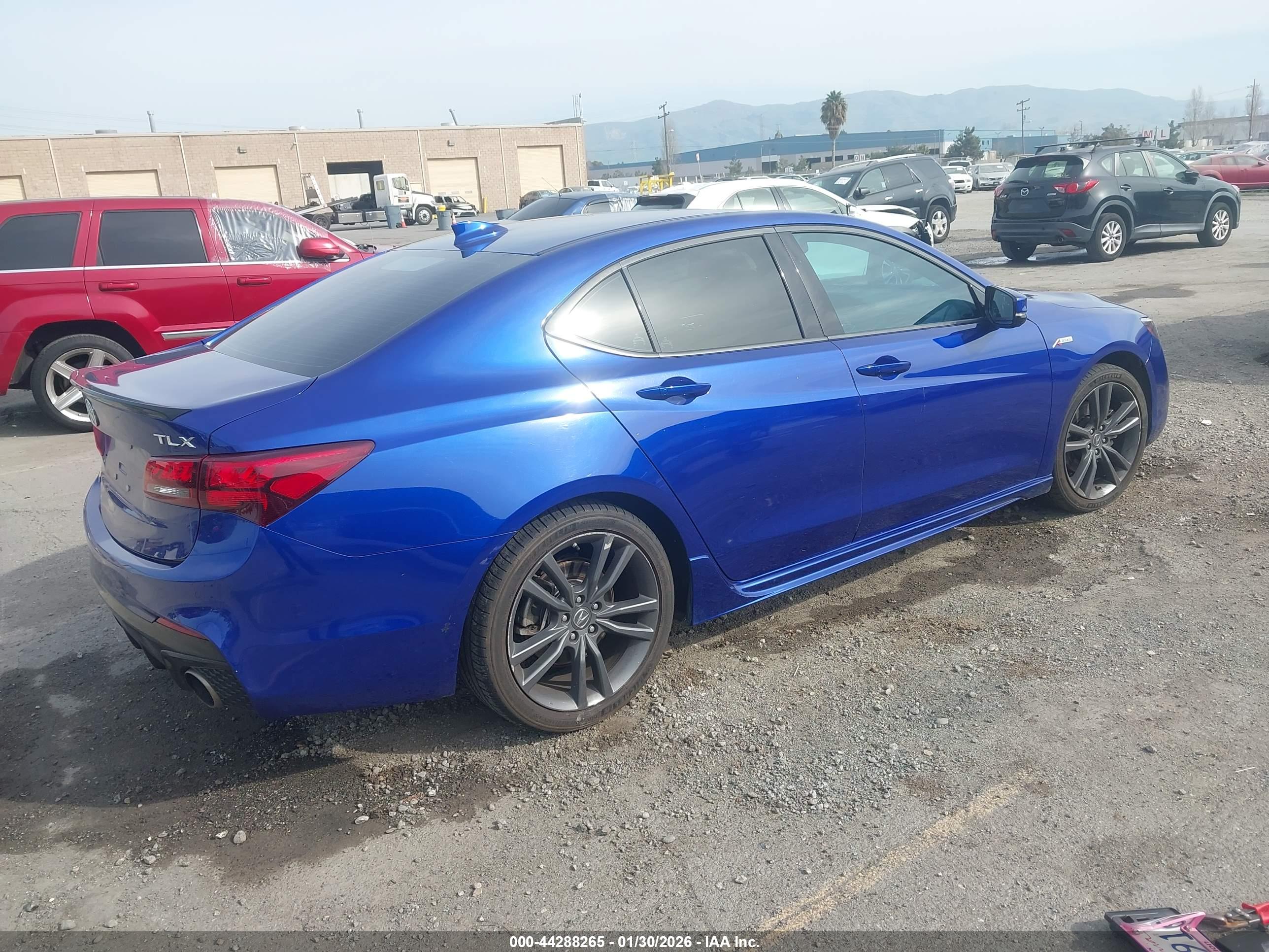 ACURA TLX image 4