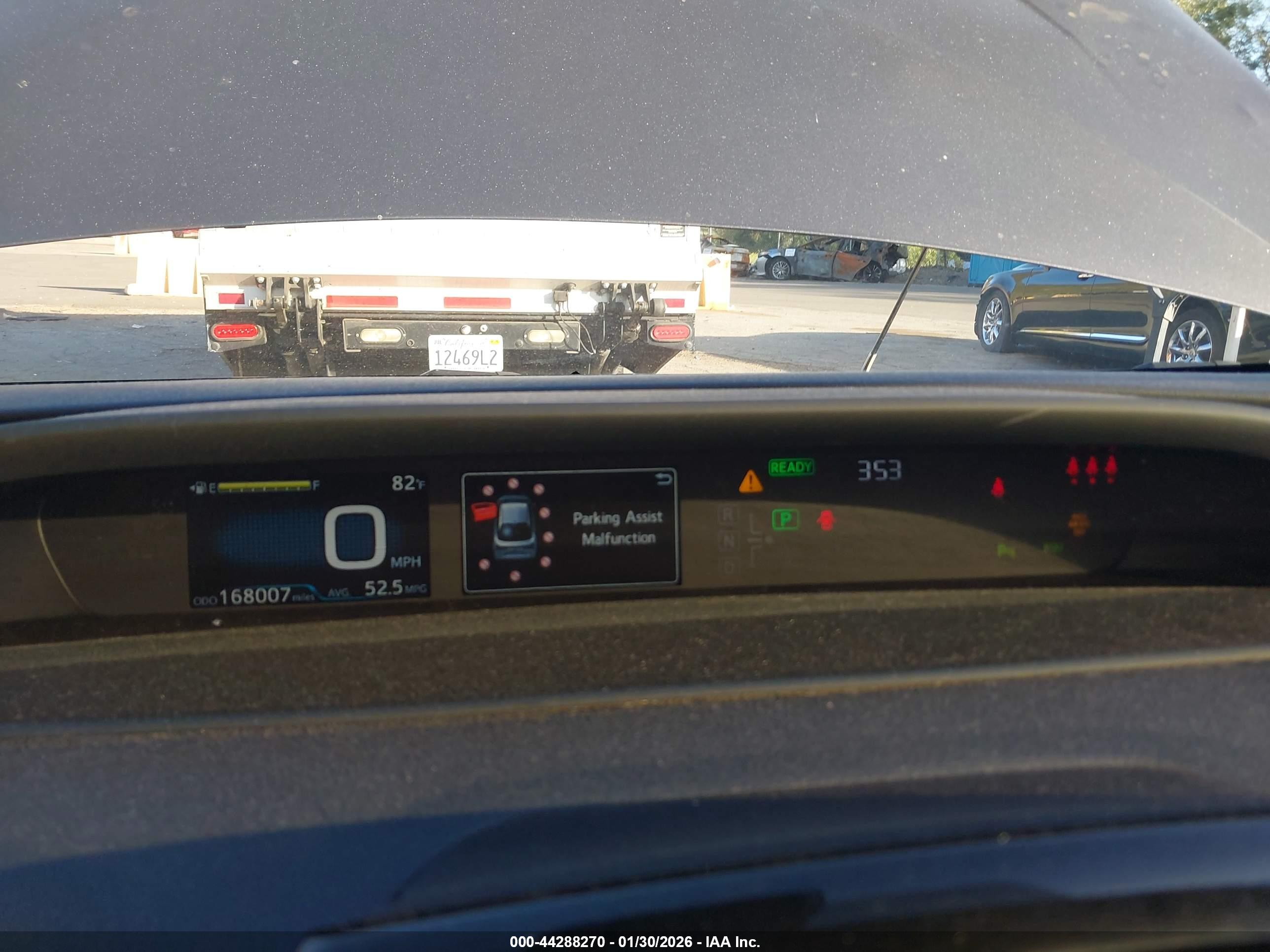 TOYOTA PRIUS image 7