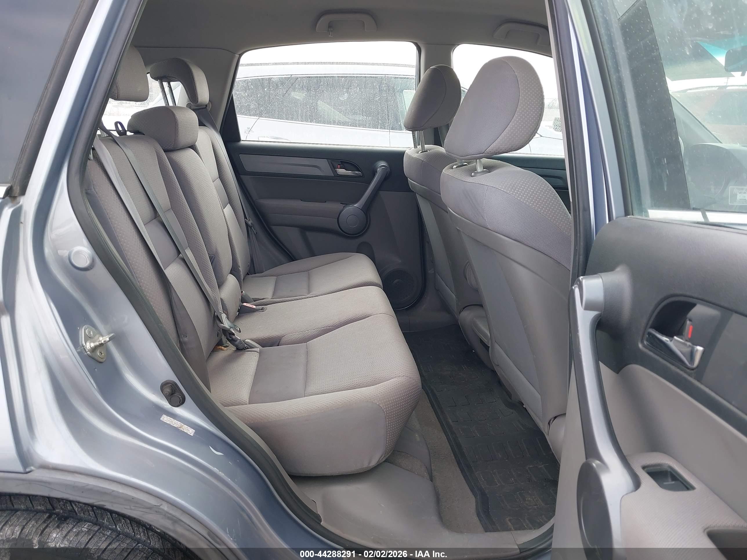 HONDA CR-V image 8