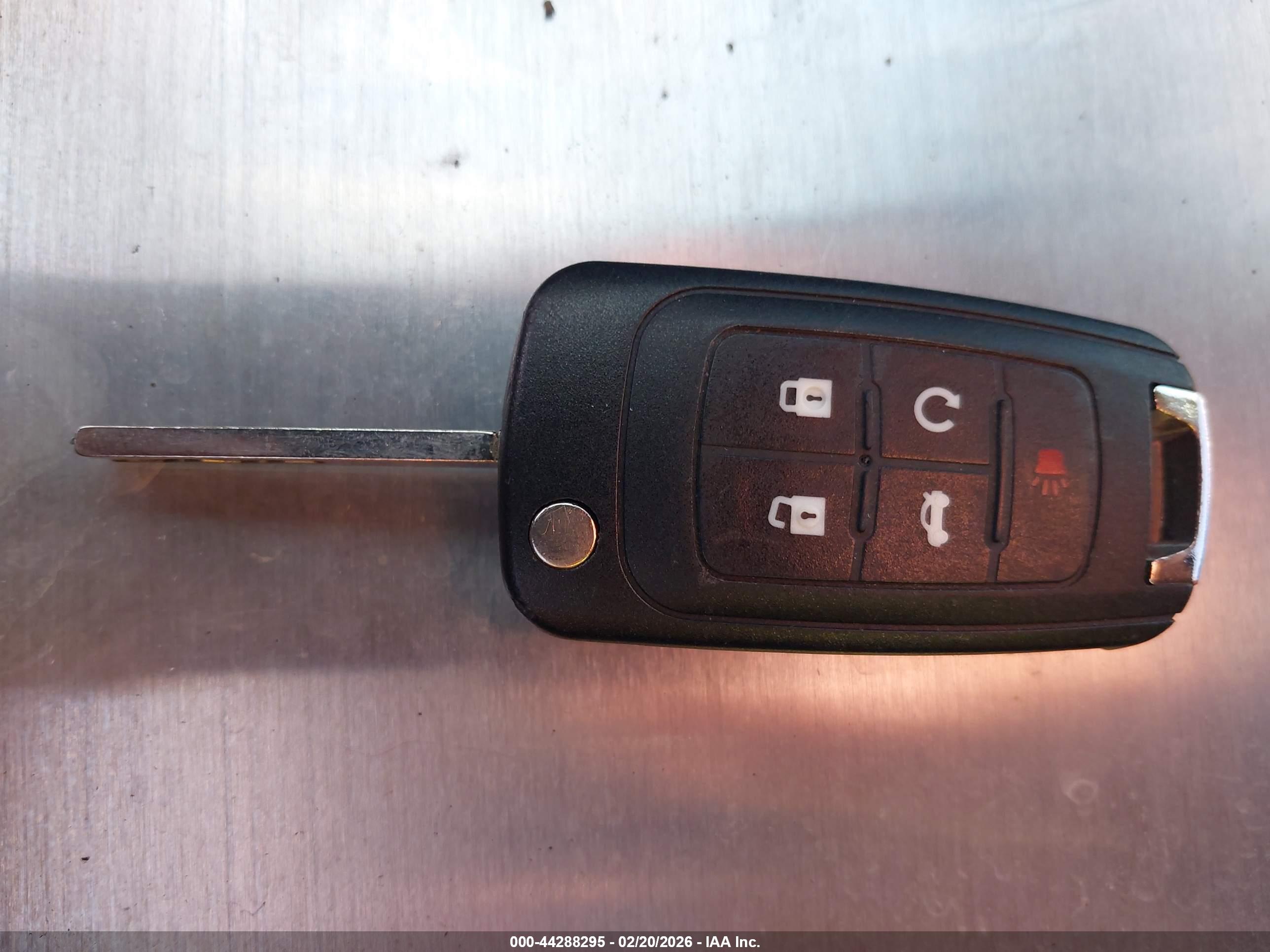 BUICK LACROSSE image 11