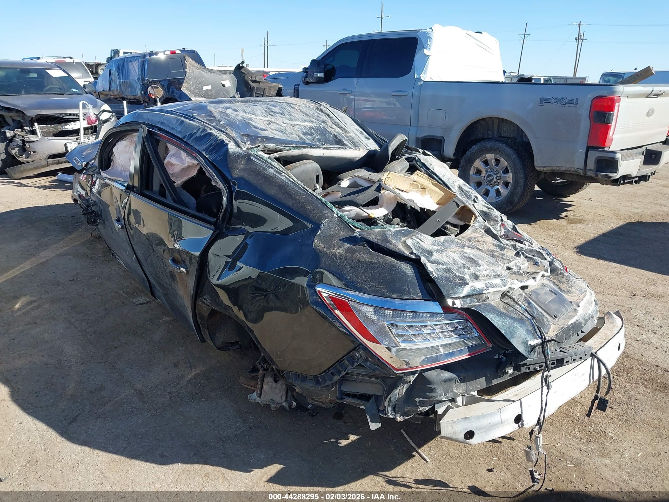 BUICK LACROSSE image 3