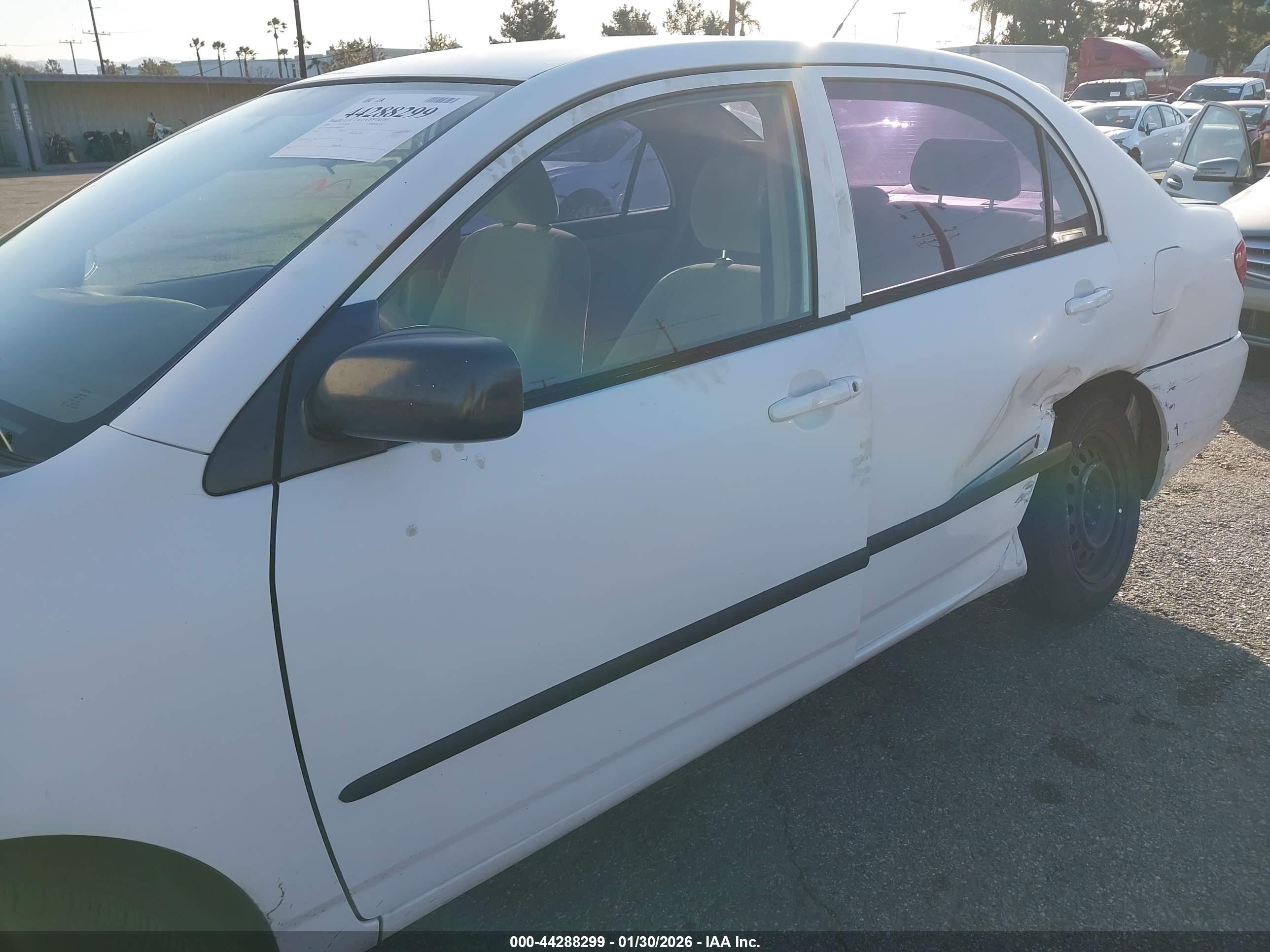 TOYOTA COROLLA image 6