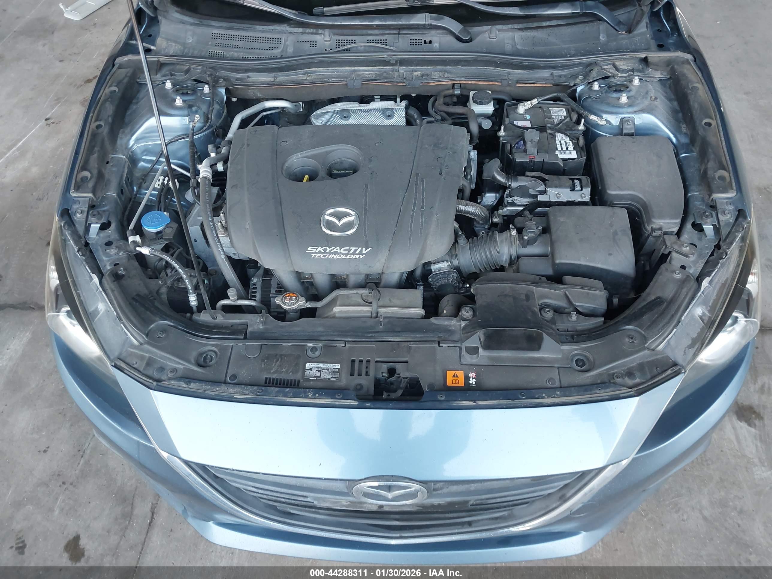 MAZDA MAZDA3 image 10