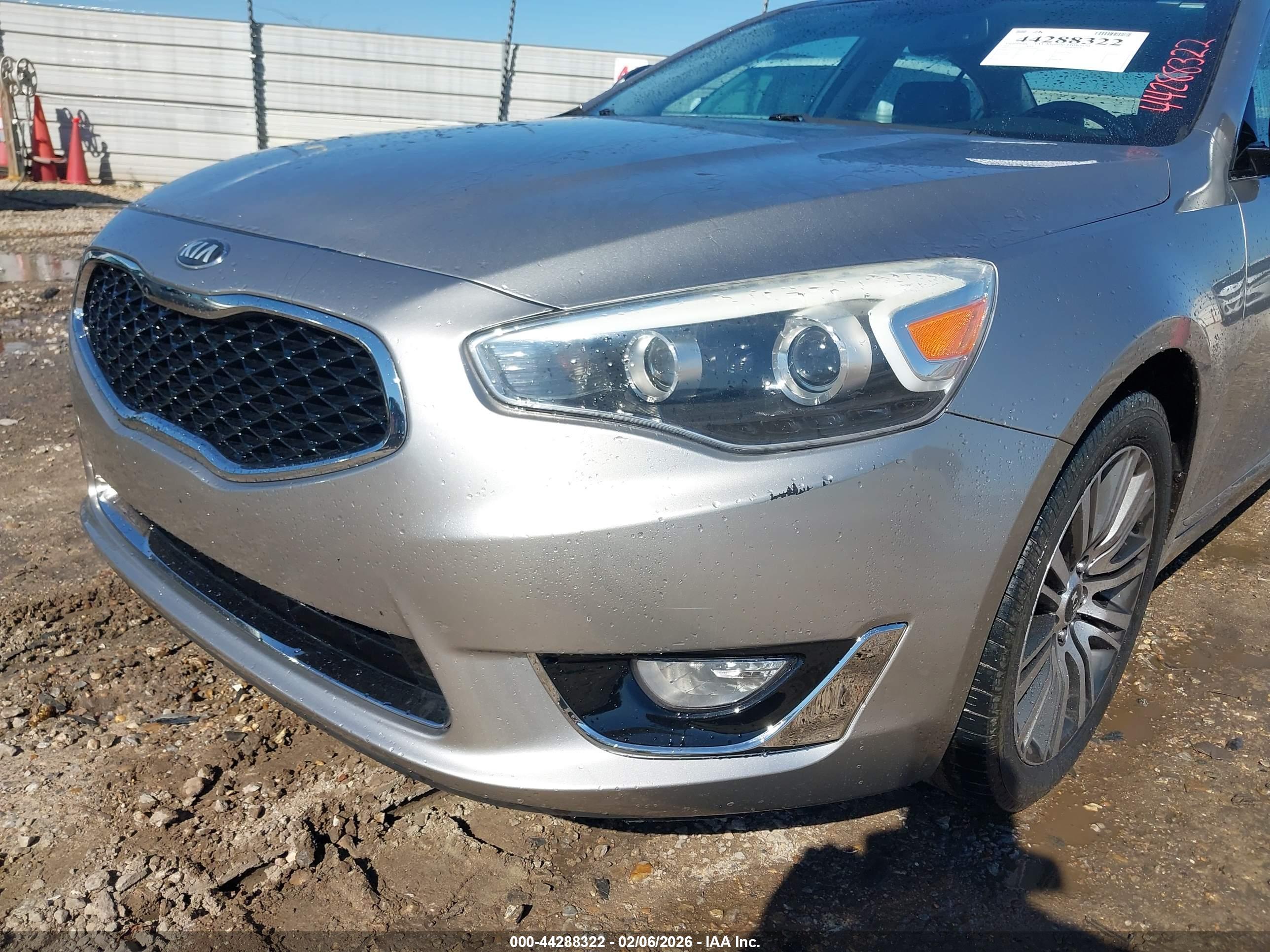 KIA CADENZA image 6