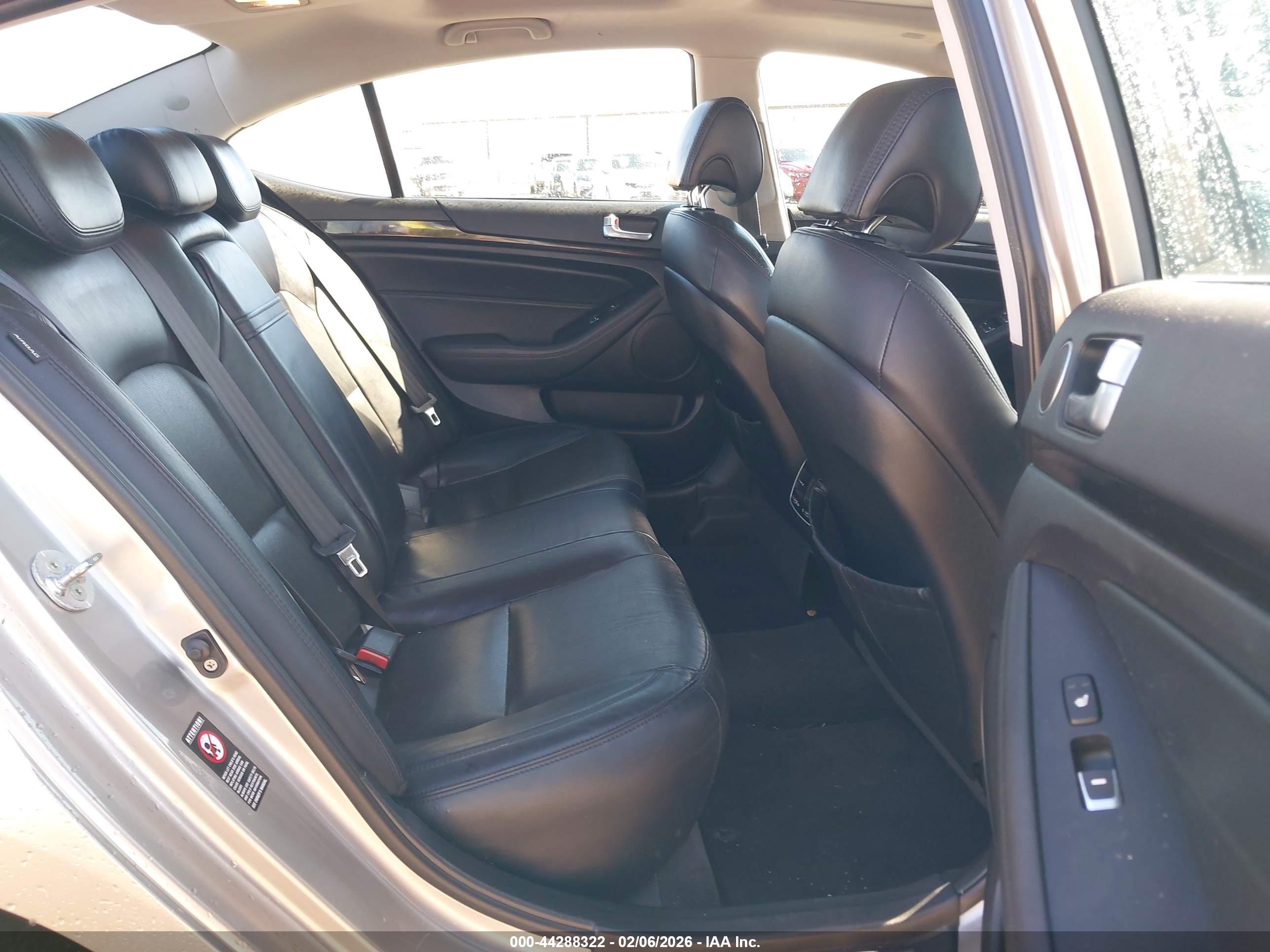 KIA CADENZA image 8