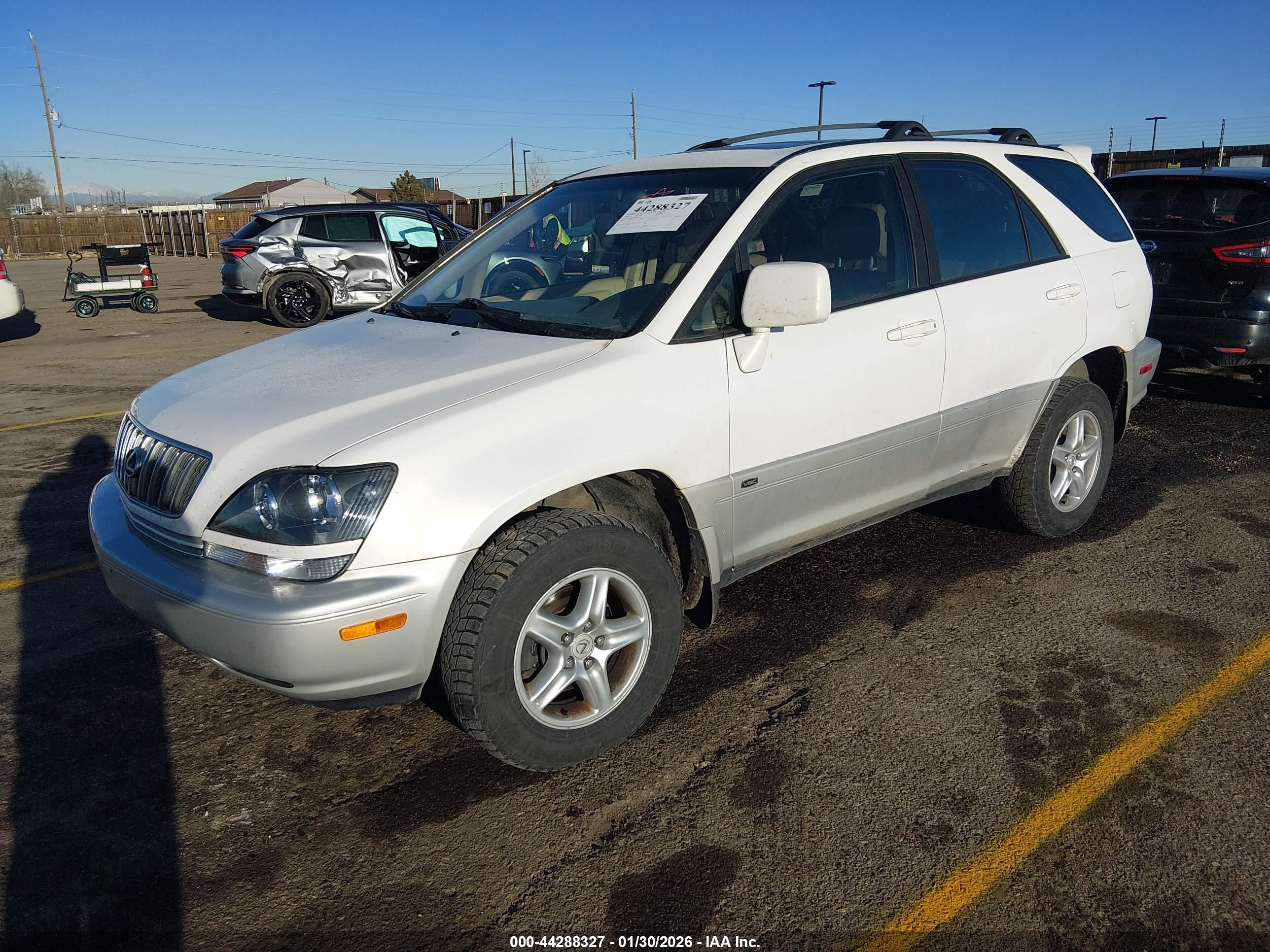 LEXUS RX image 2