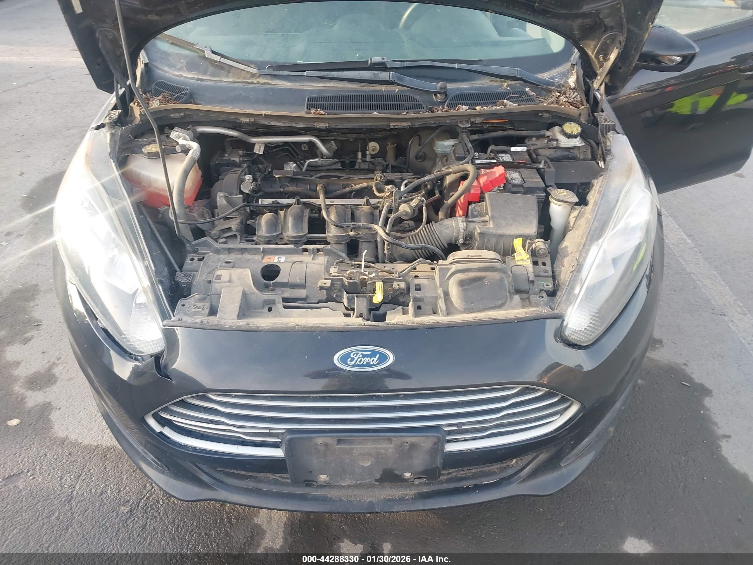 FORD FIESTA image 10