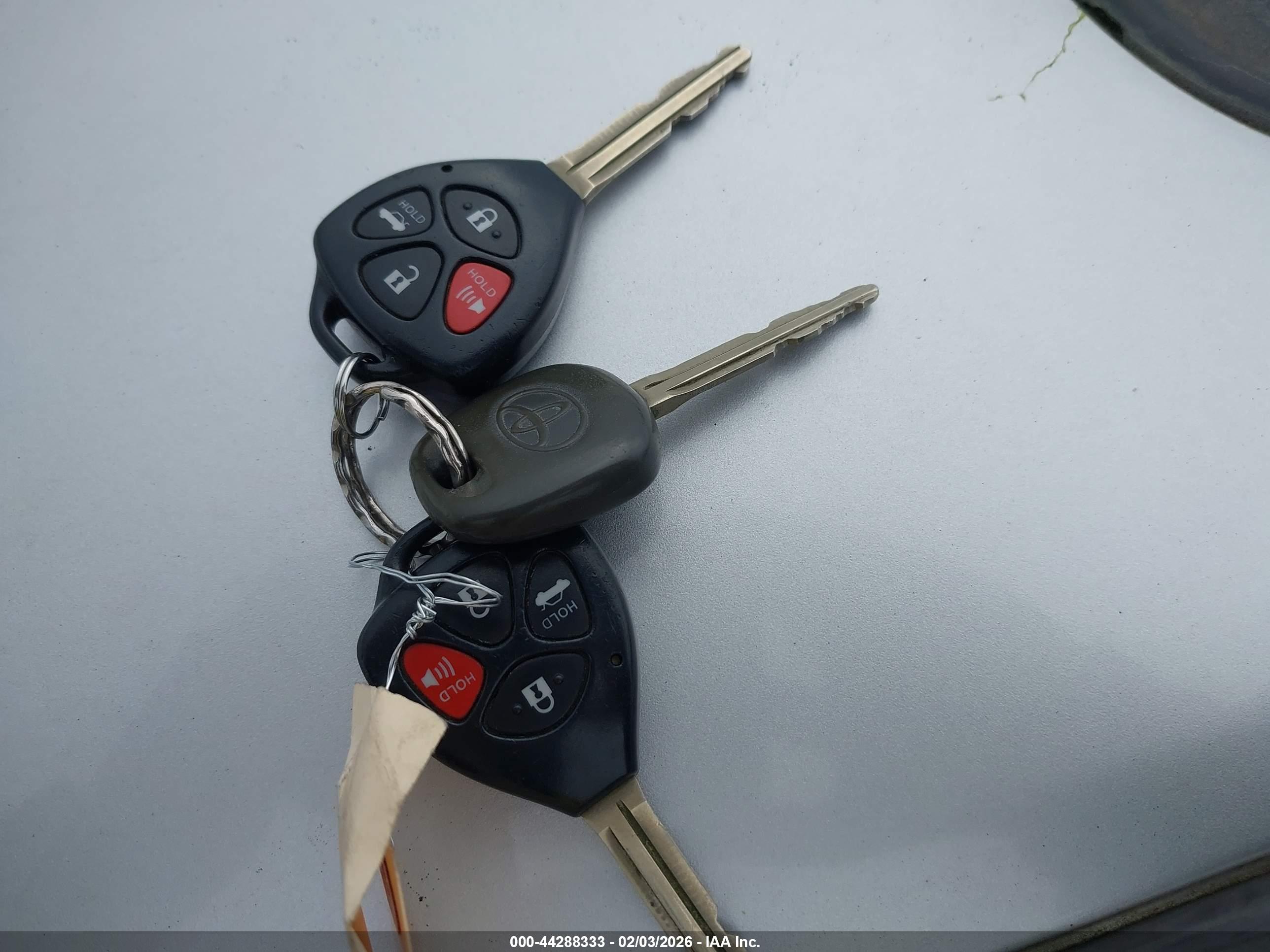 TOYOTA COROLLA image 11