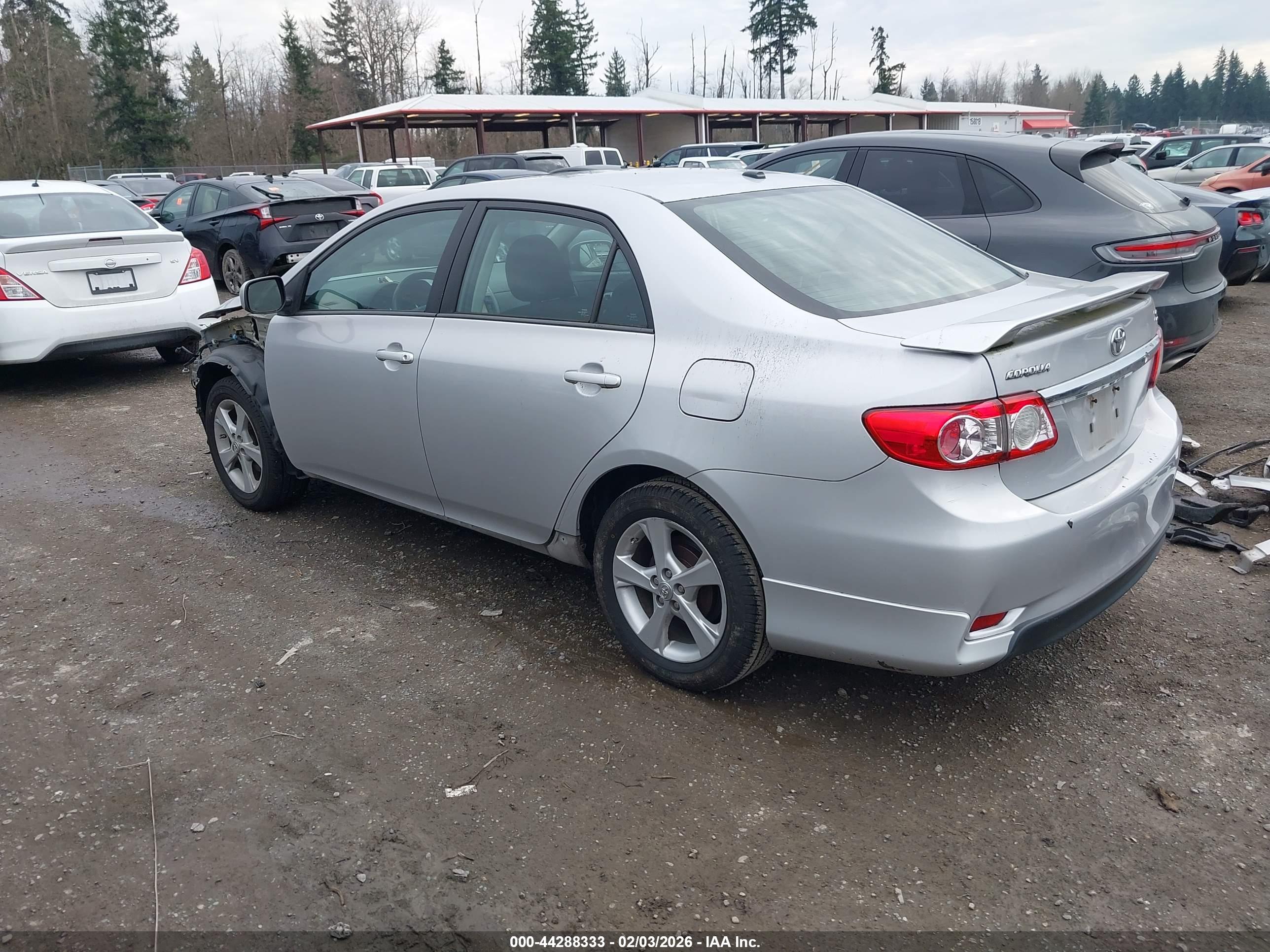 TOYOTA COROLLA image 3