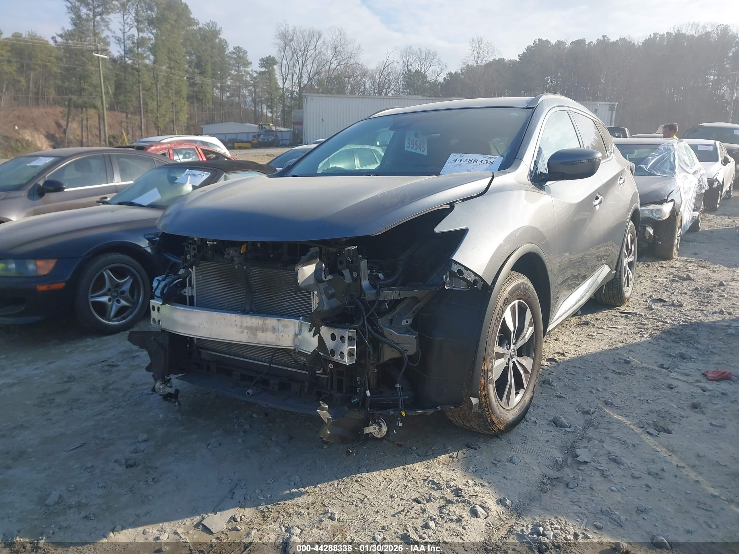 NISSAN MURANO image 2