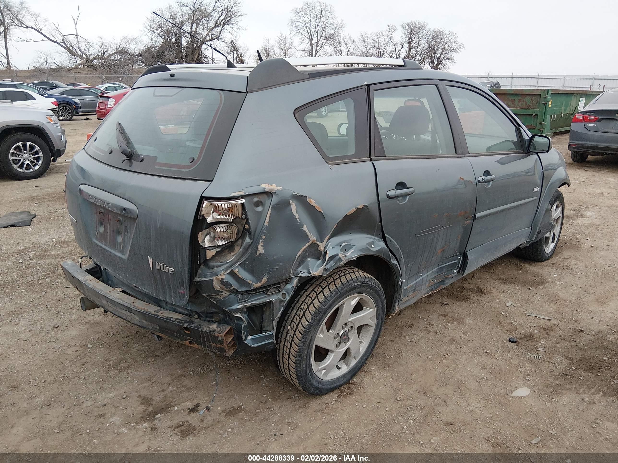 PONTIAC VIBE image 4