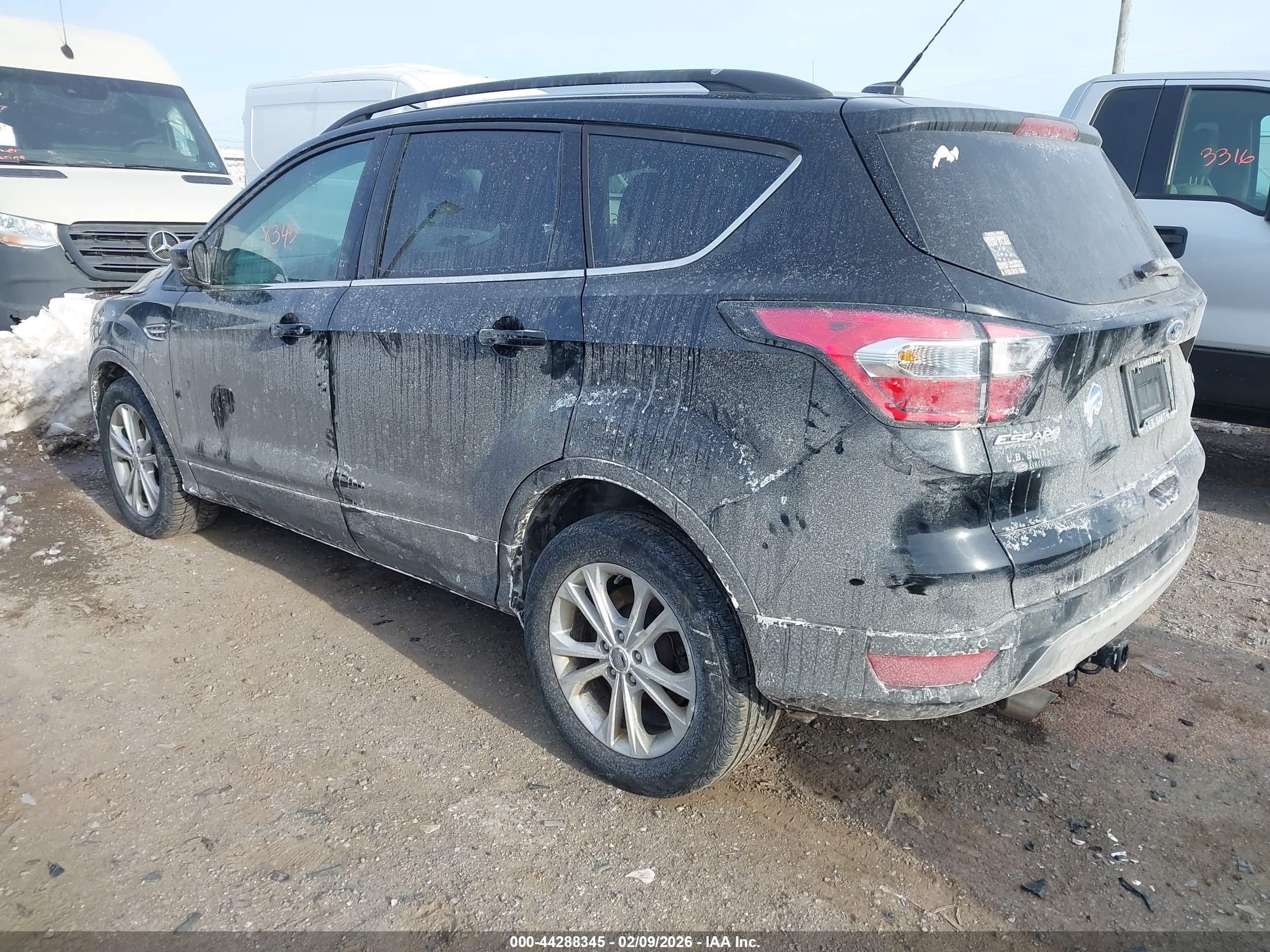 FORD ESCAPE image 3