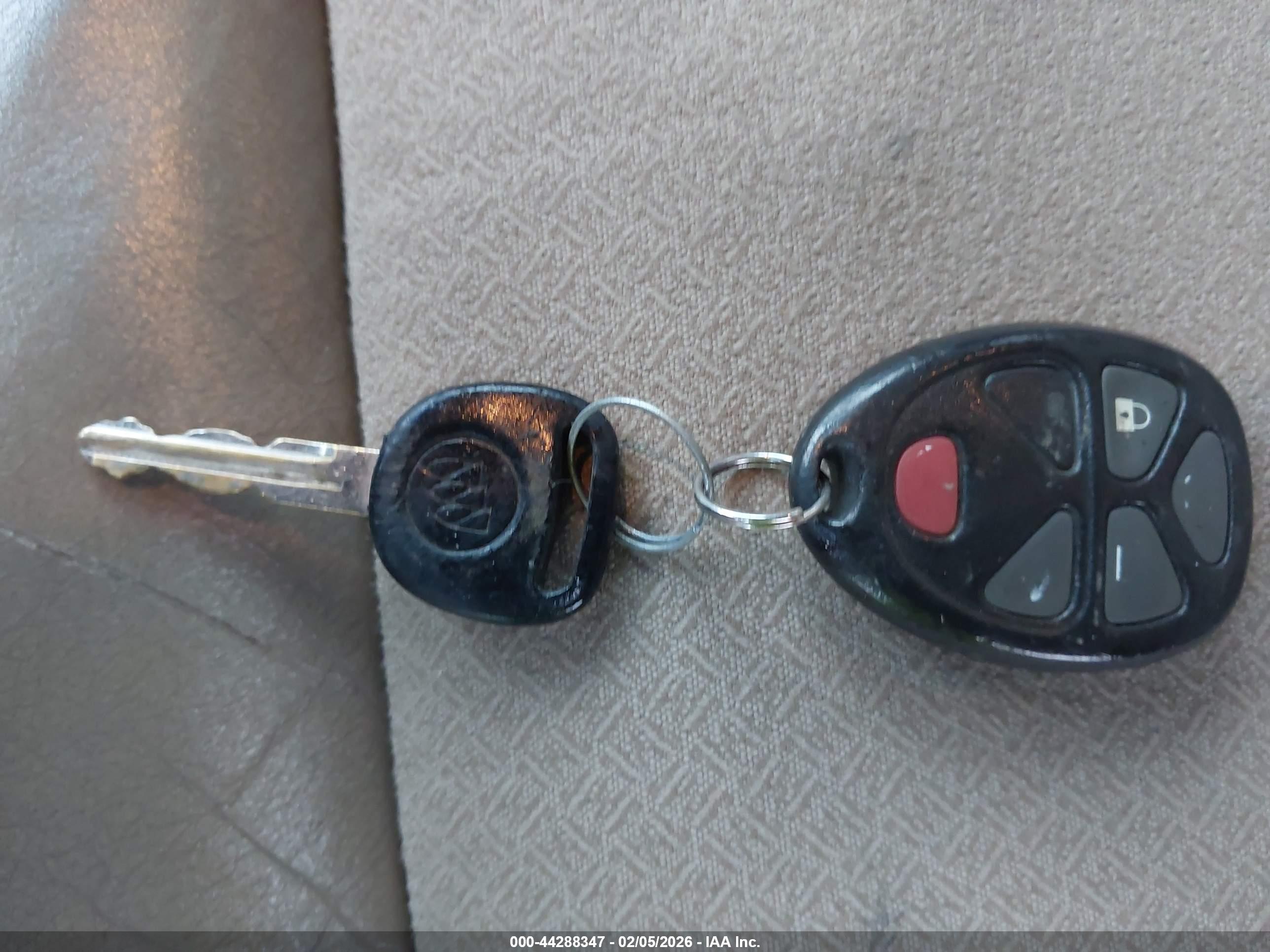 BUICK TERRAZA image 11