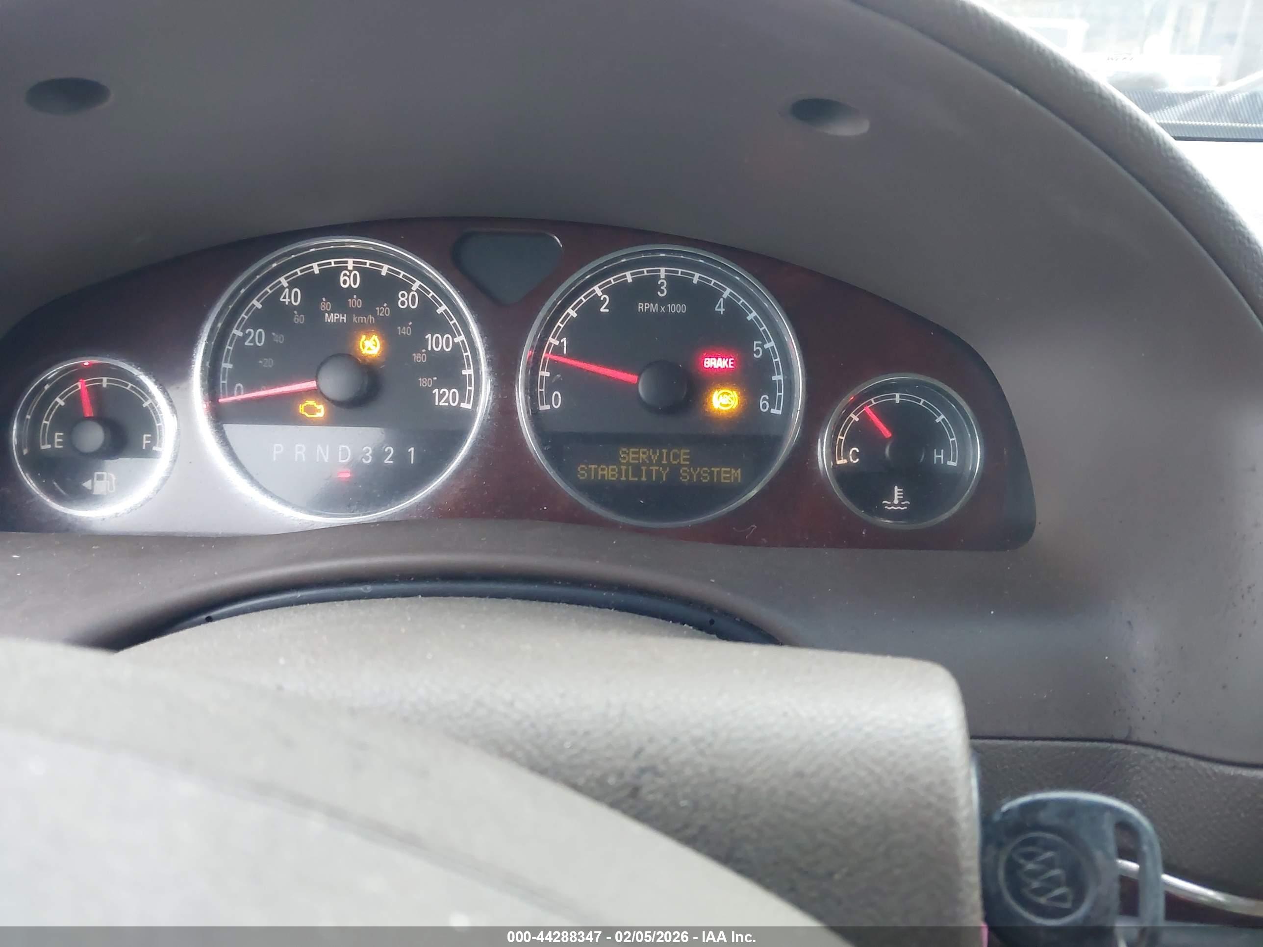 BUICK TERRAZA image 7