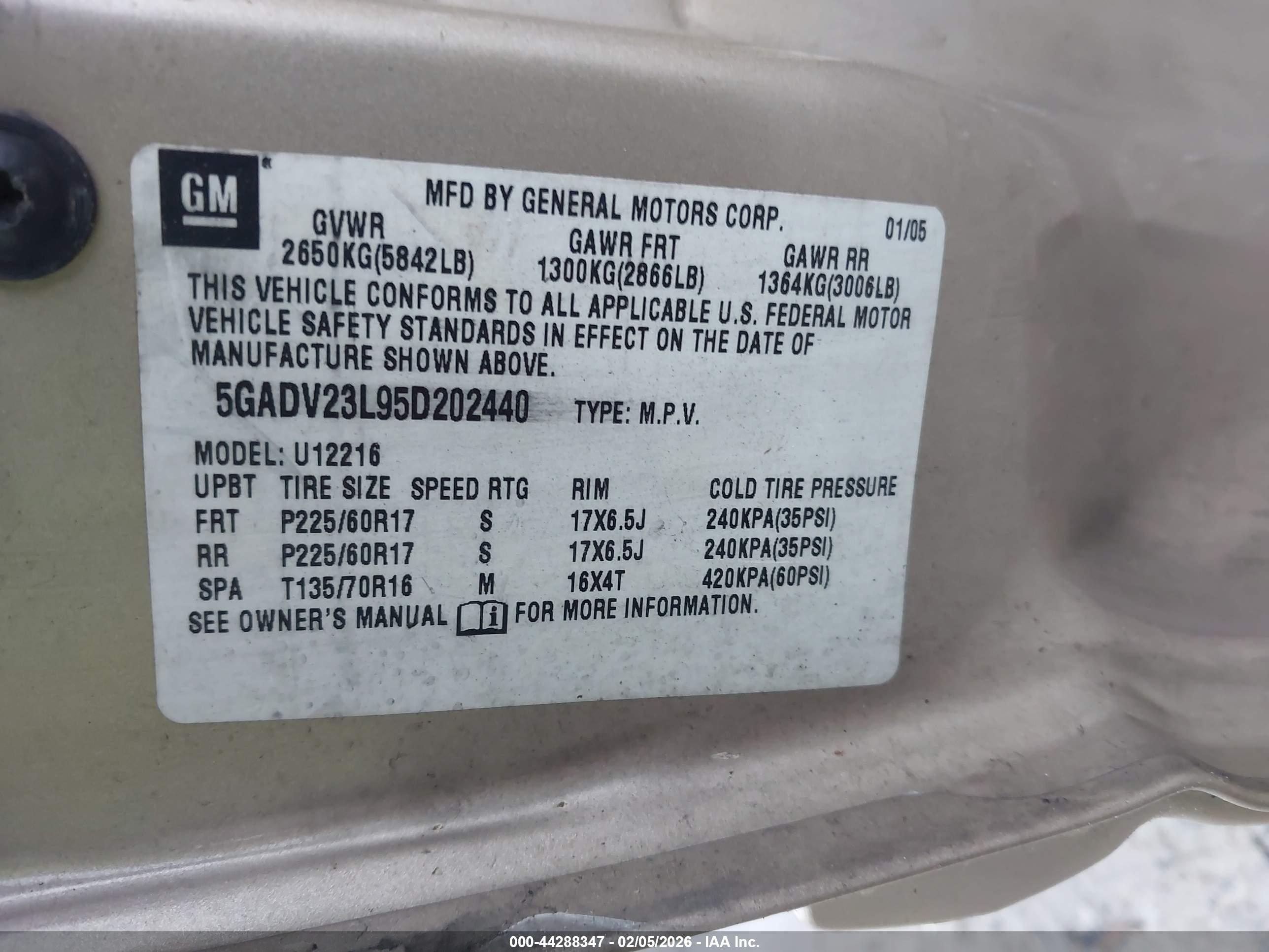 BUICK TERRAZA image 9