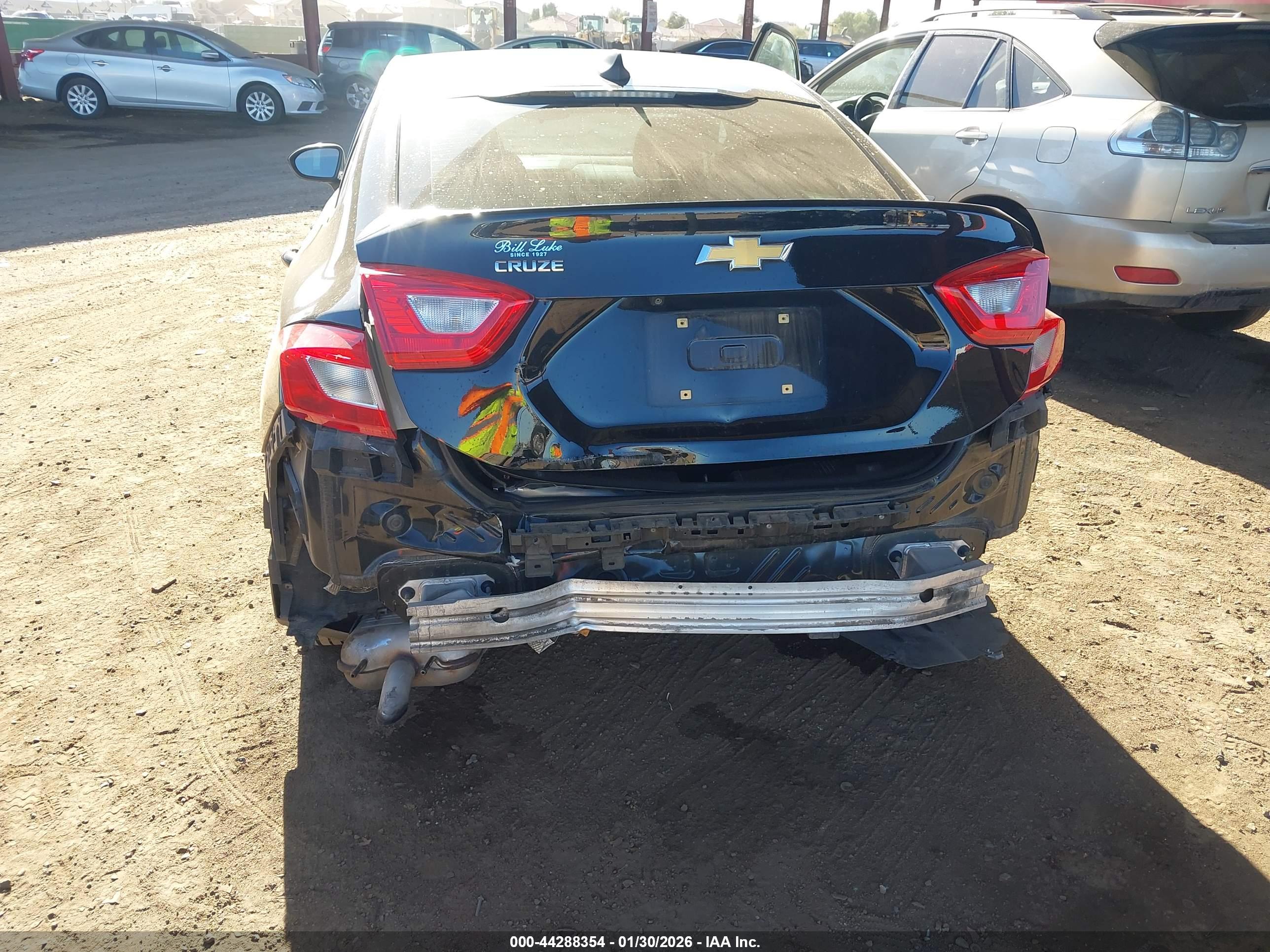CHEVROLET CRUZE image 6