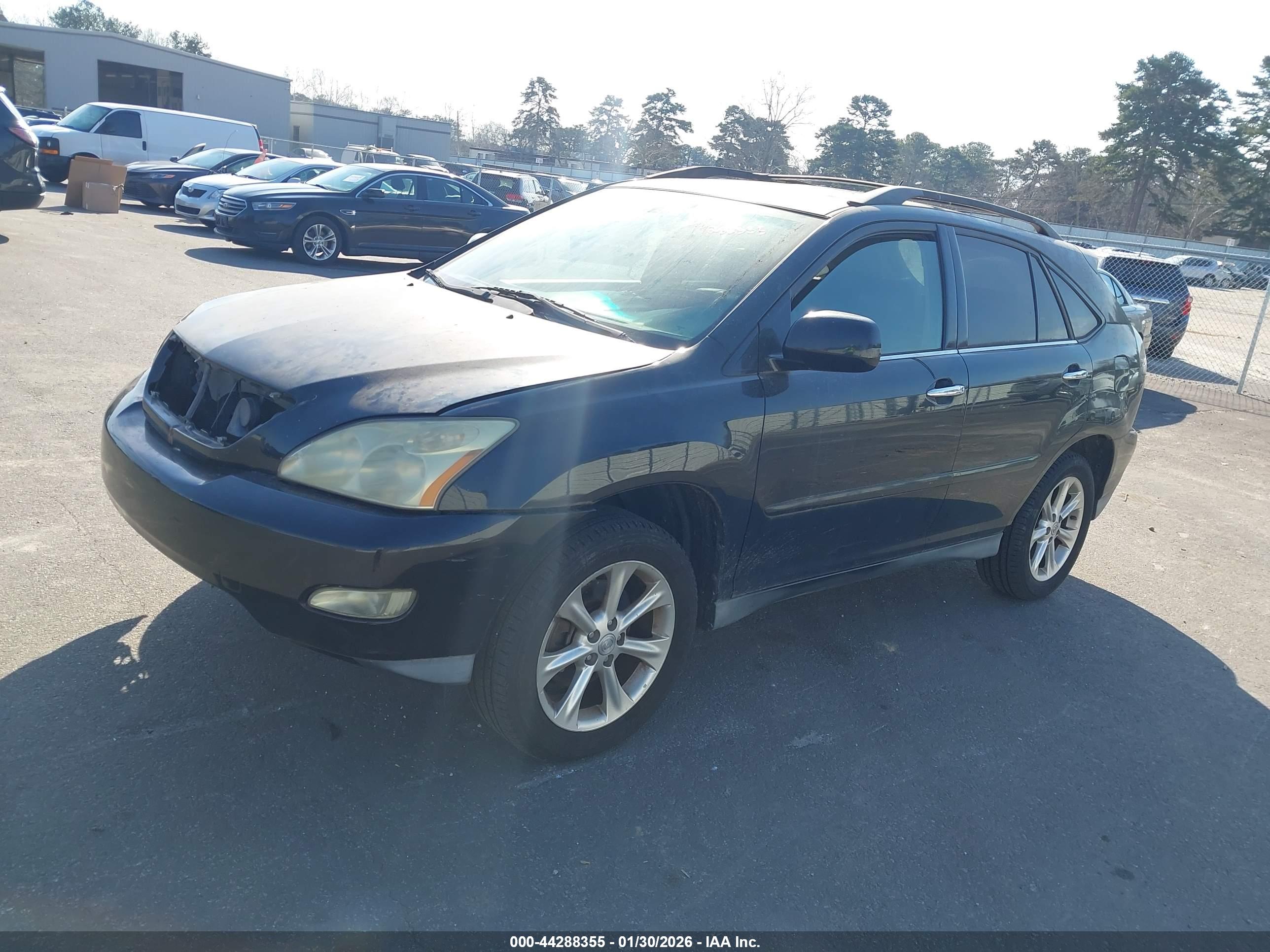 LEXUS RX image 2