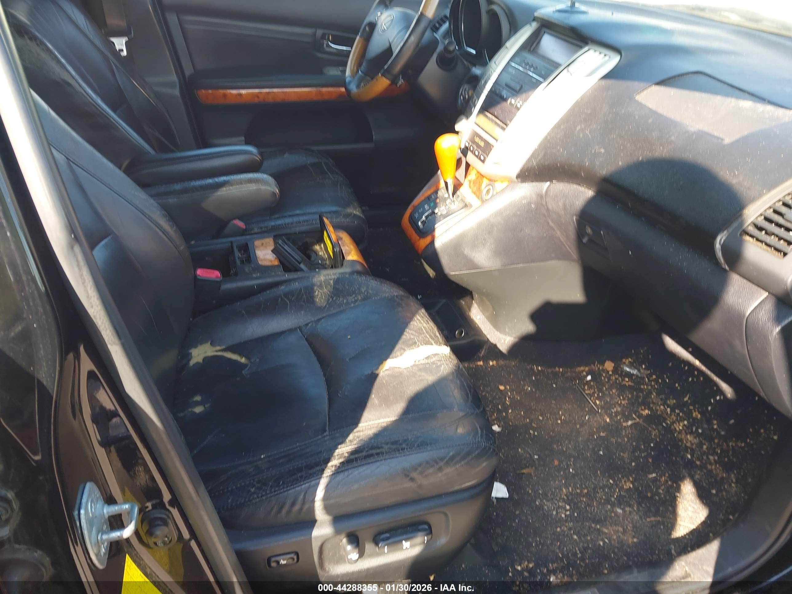 LEXUS RX image 5