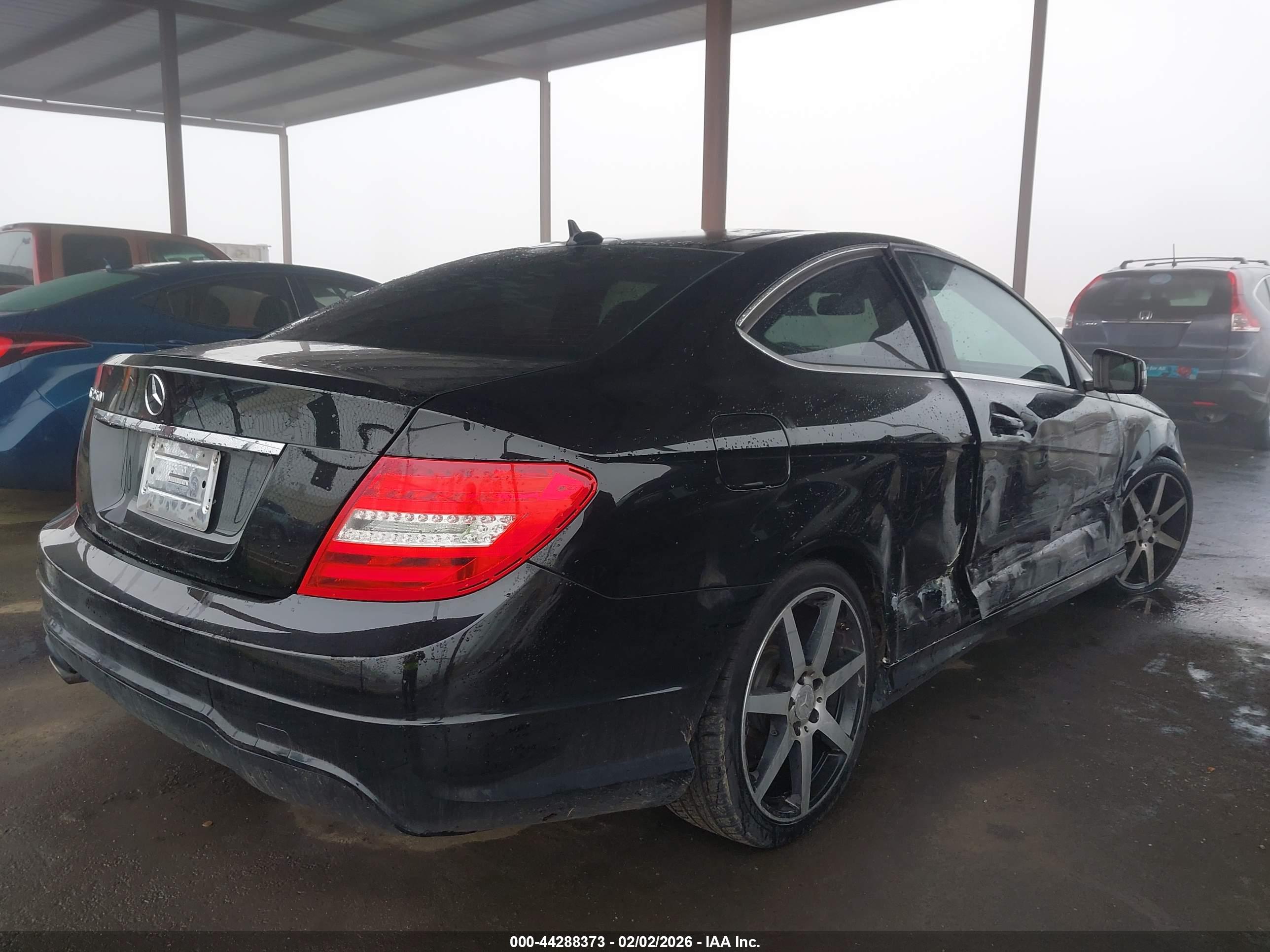 MERCEDES-BENZ C image 4