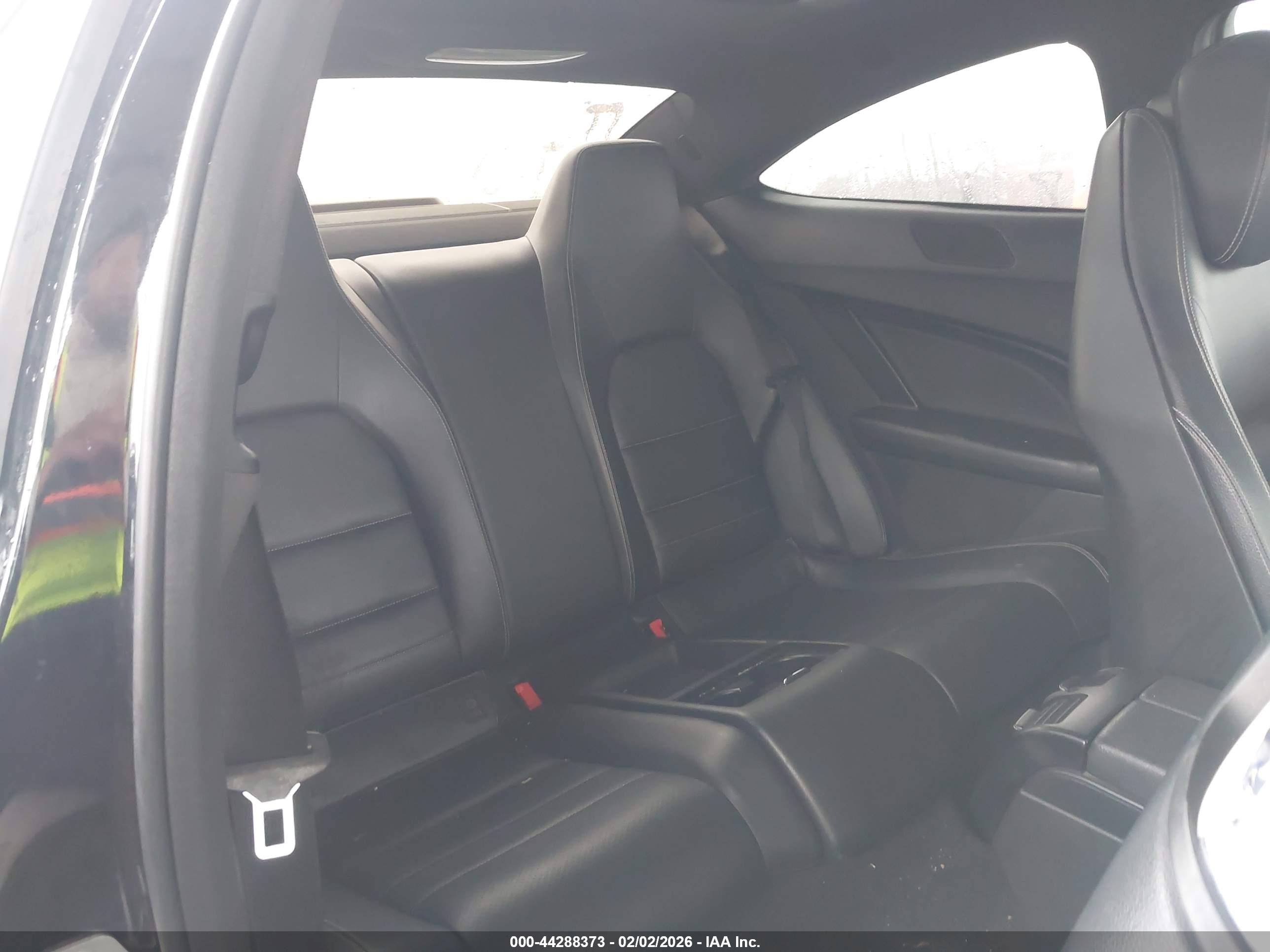 MERCEDES-BENZ C image 8