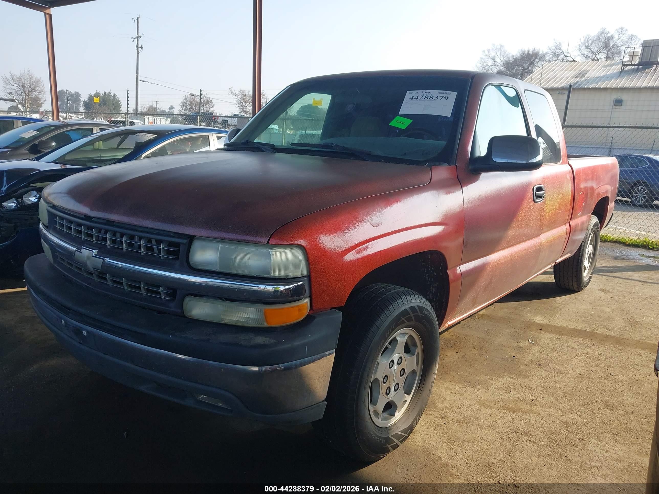 CHEVROLET SILVERADO image 2