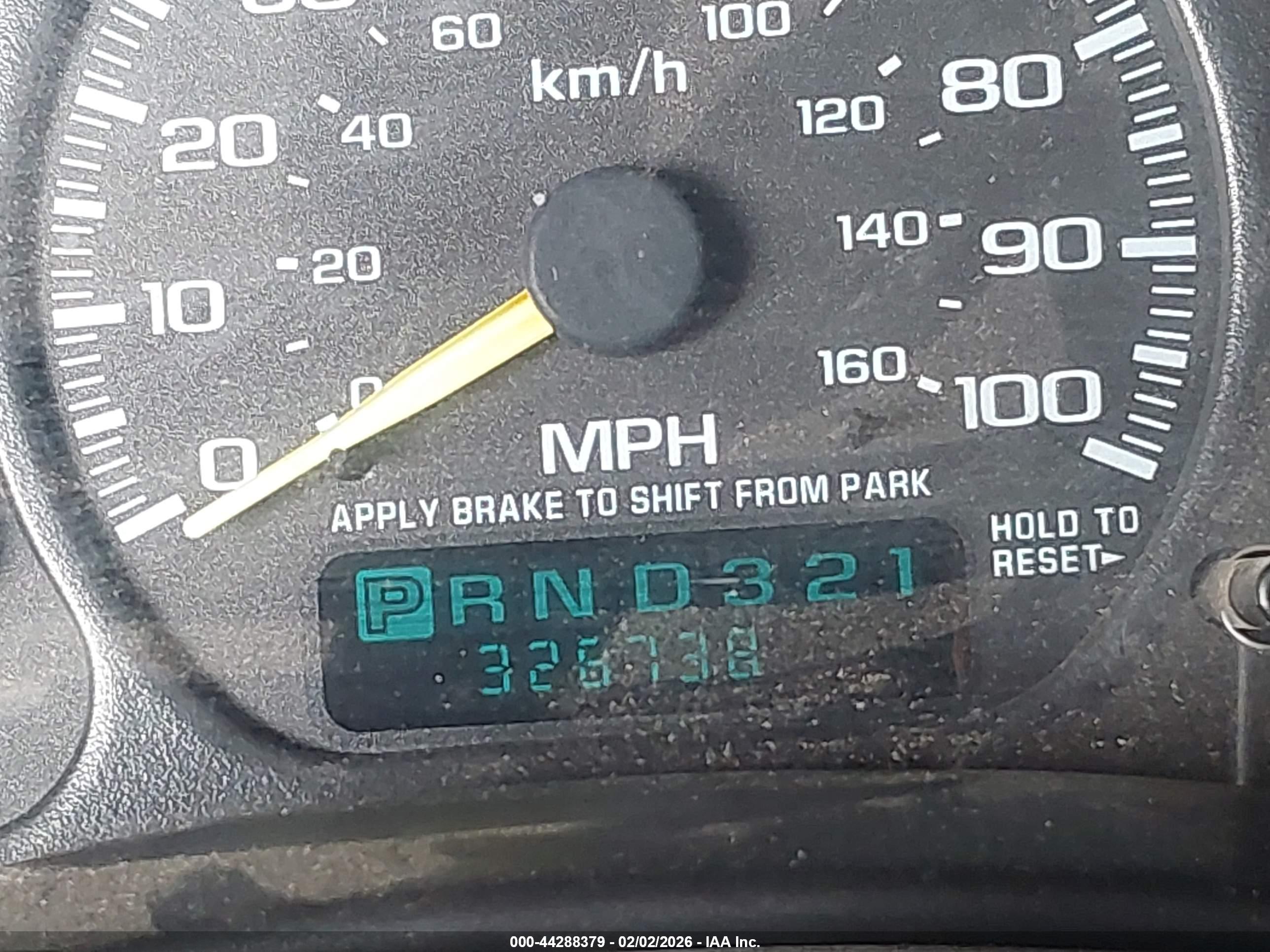CHEVROLET SILVERADO image 7