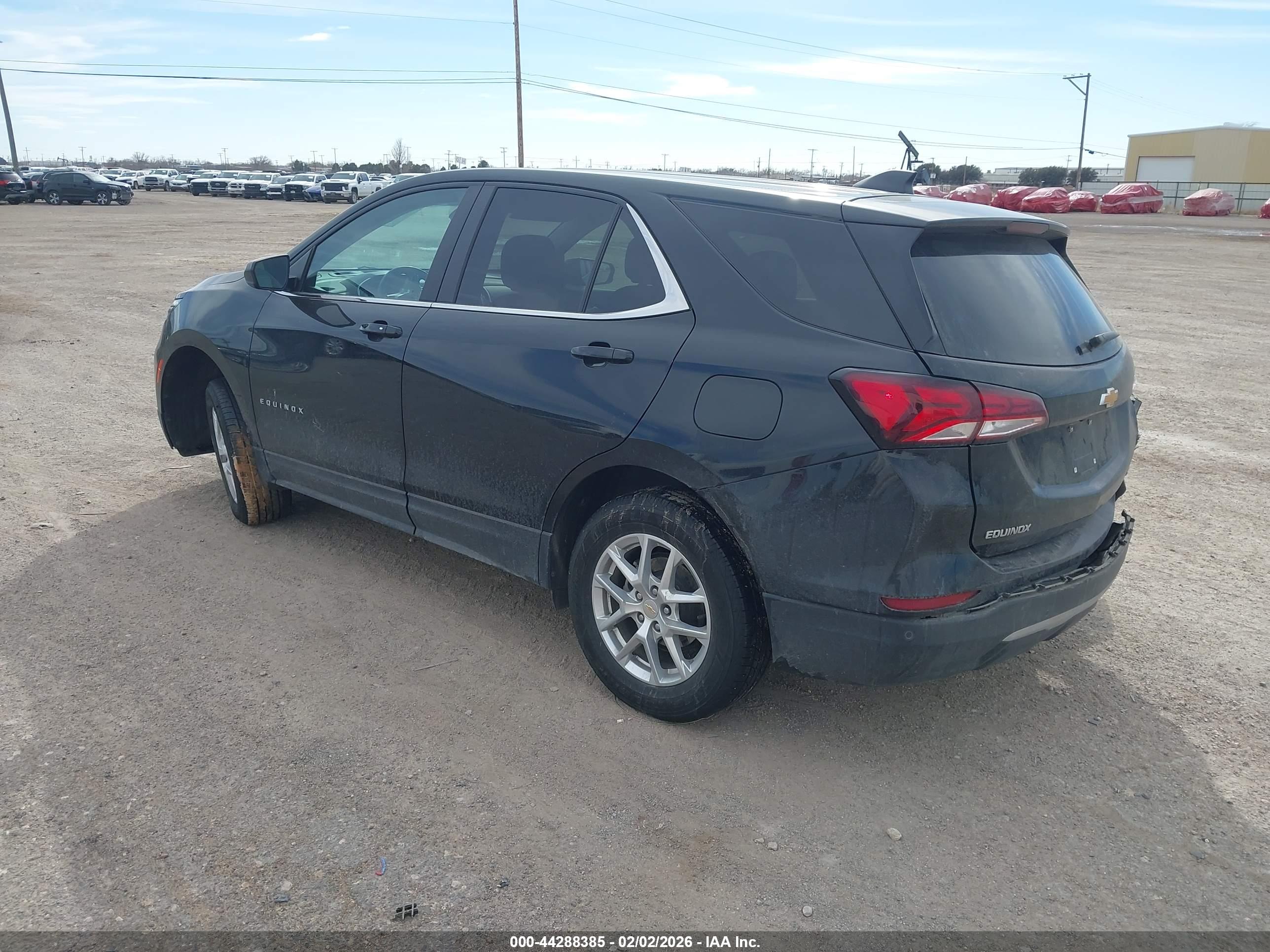CHEVROLET EQUINOX image 3