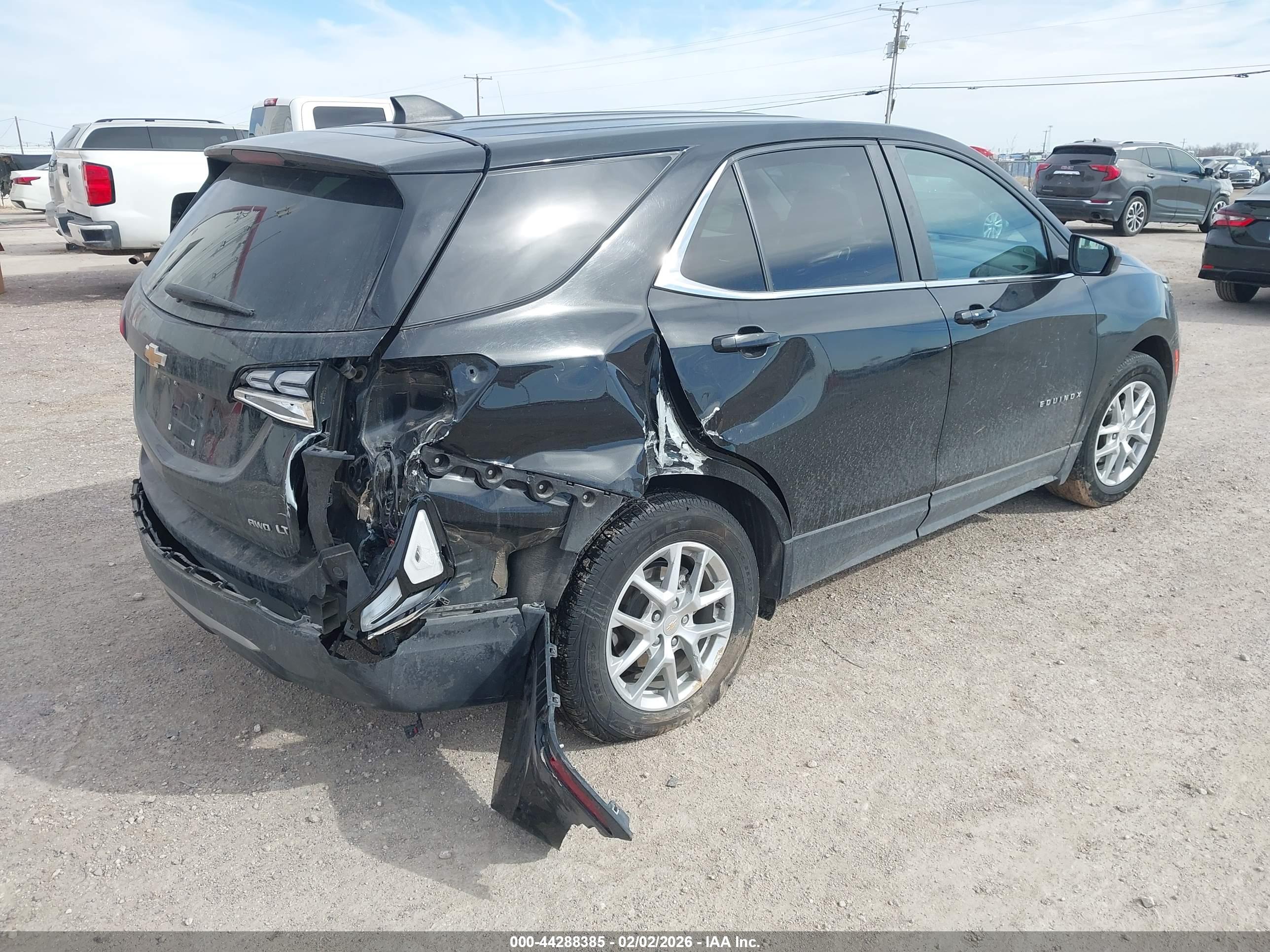 CHEVROLET EQUINOX image 4