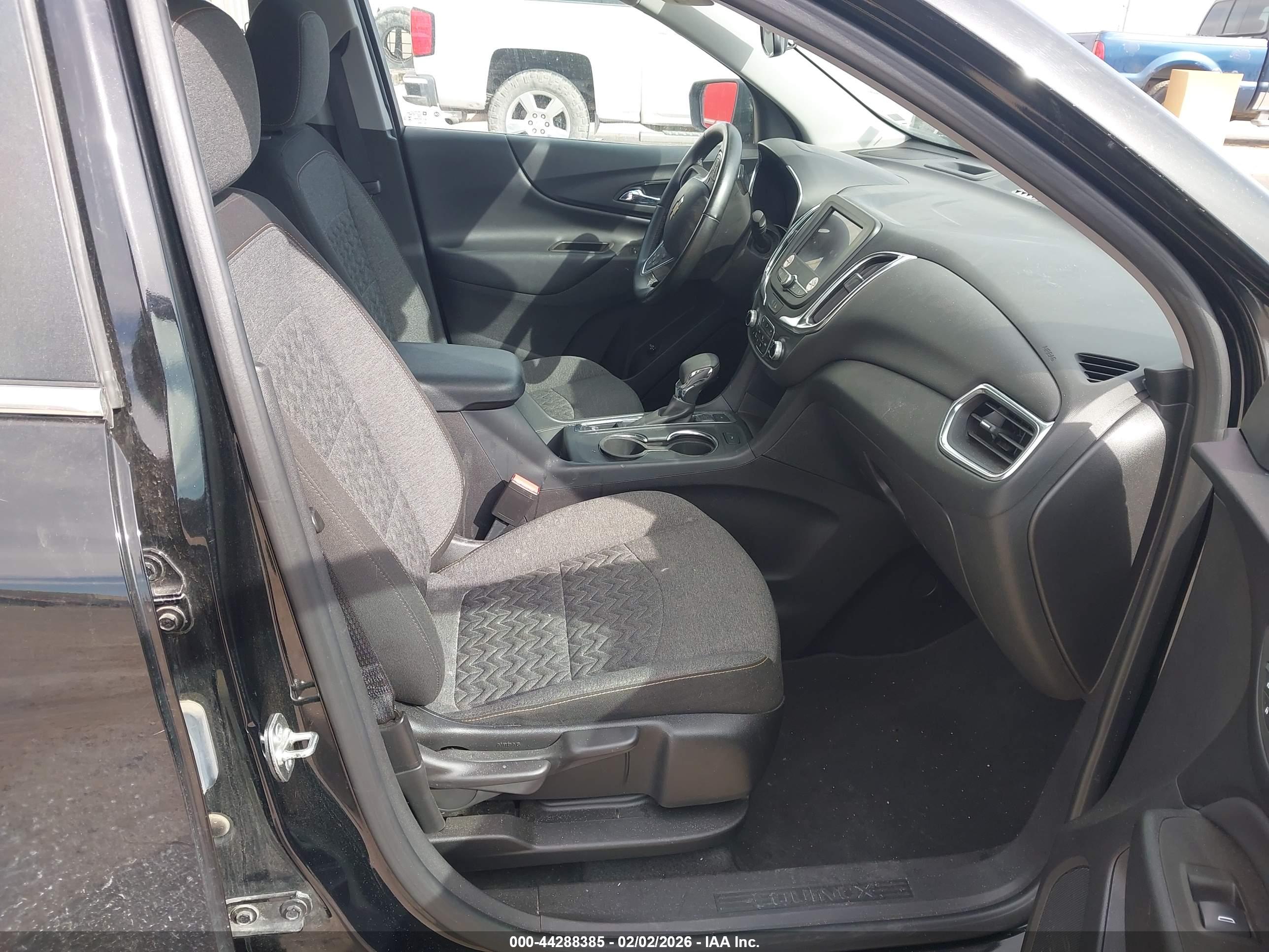 CHEVROLET EQUINOX image 5