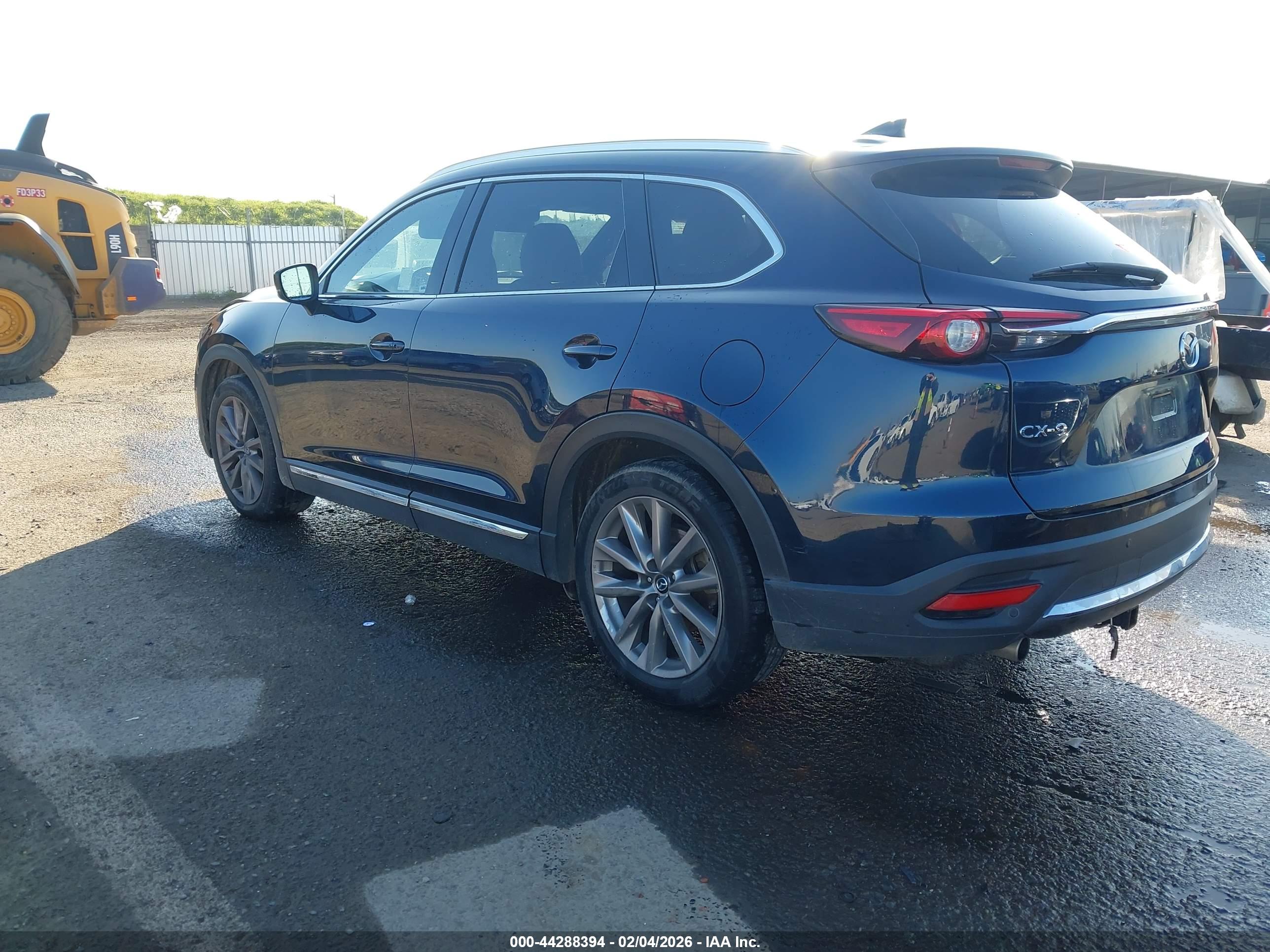 MAZDA CX-9 image 3