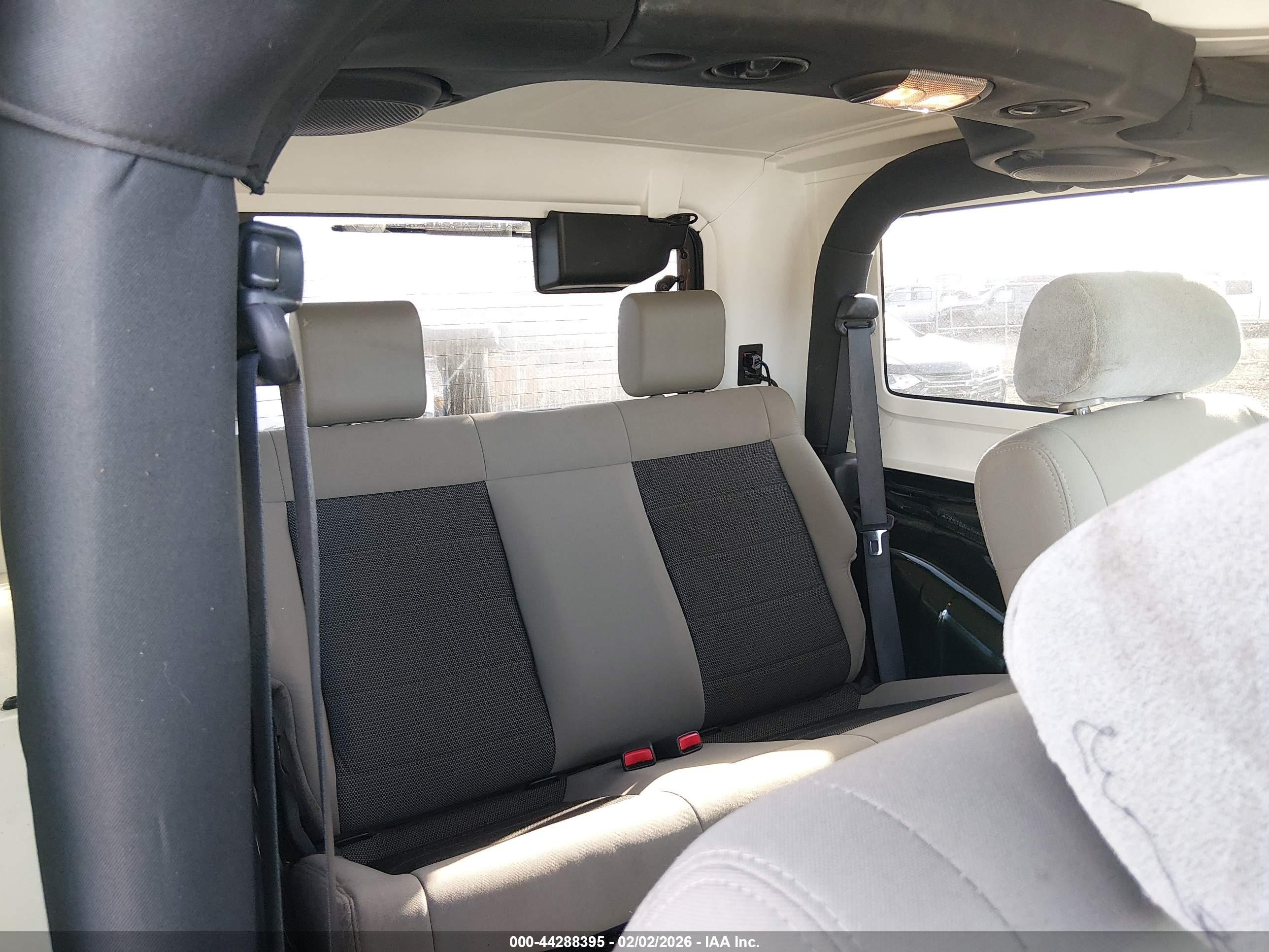 JEEP WRANGLER image 8