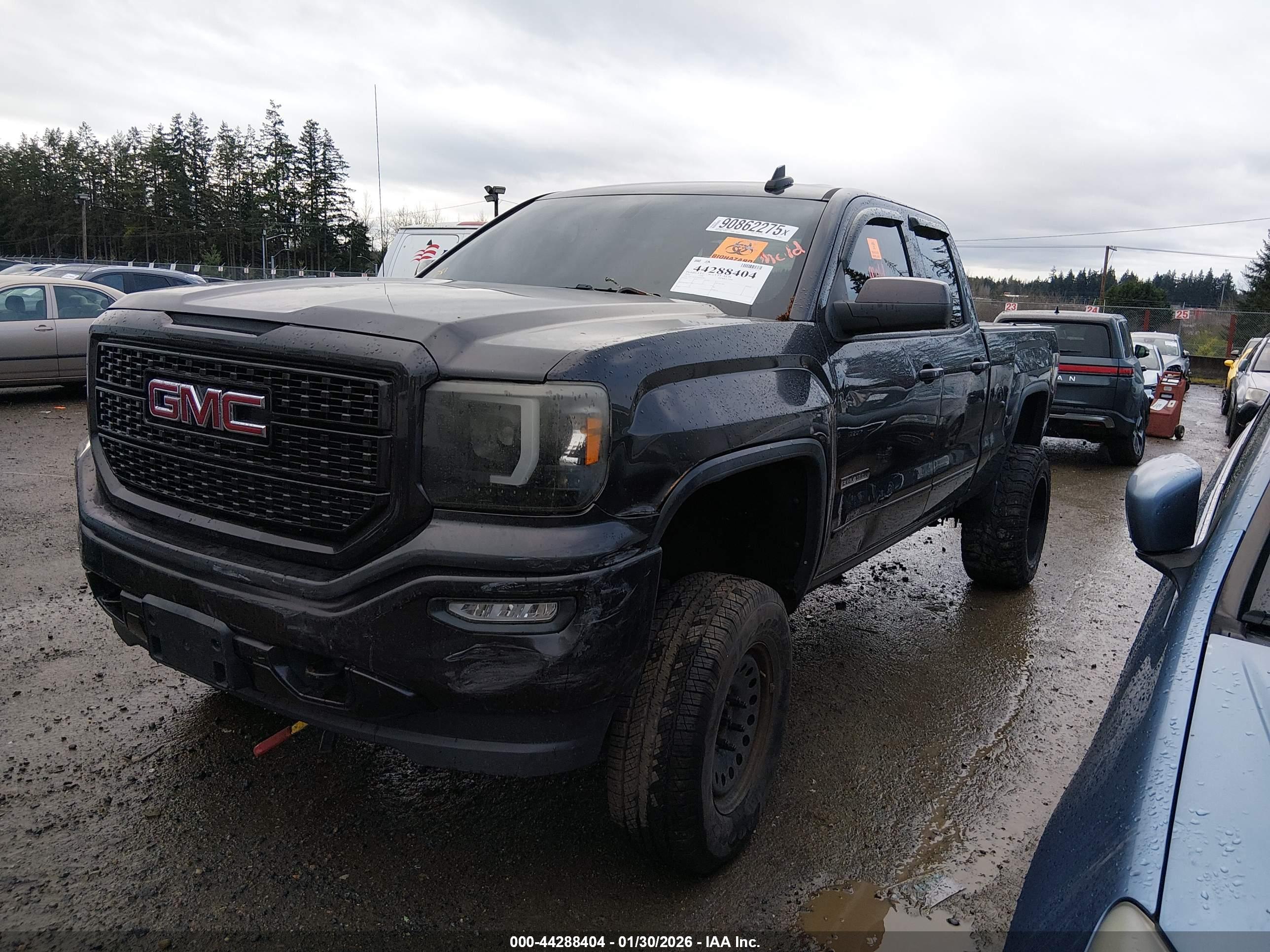 GMC SIERRA image 2