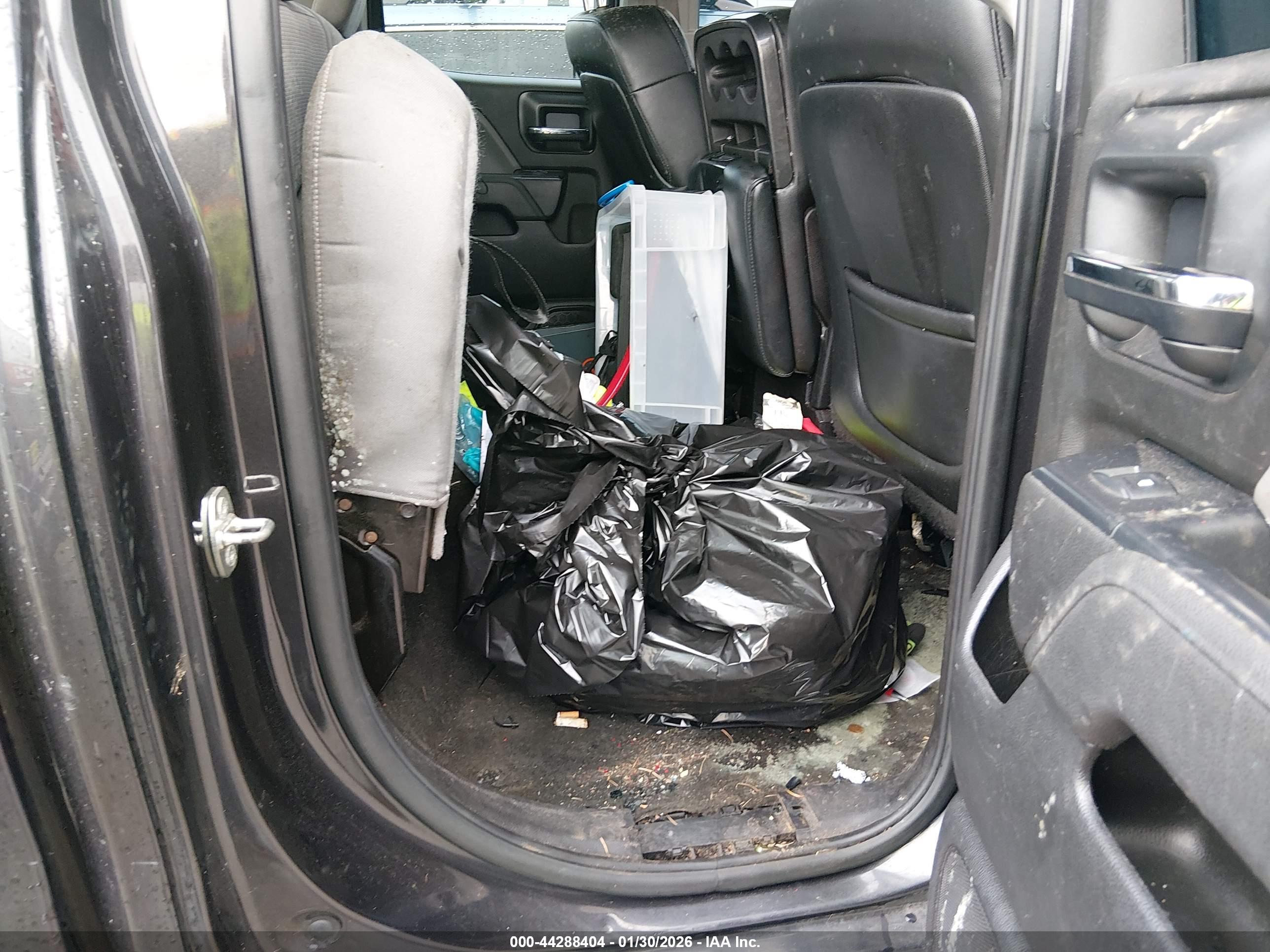 GMC SIERRA image 8
