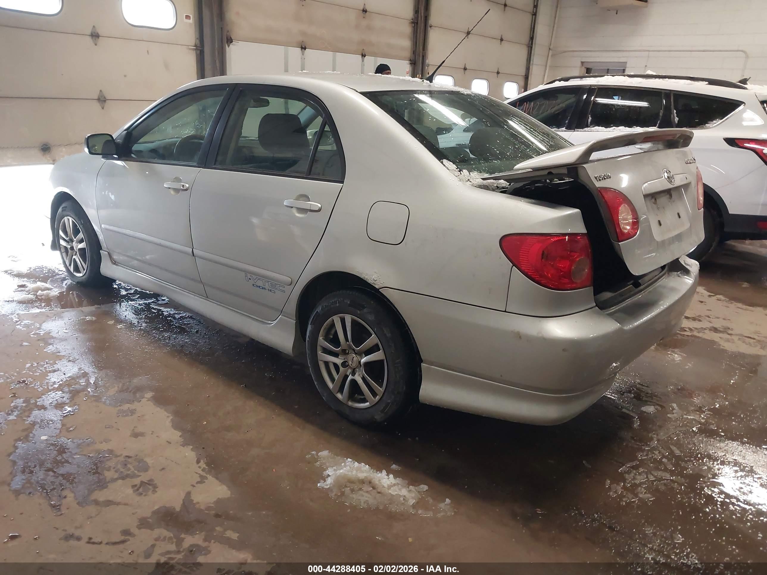 TOYOTA COROLLA image 3
