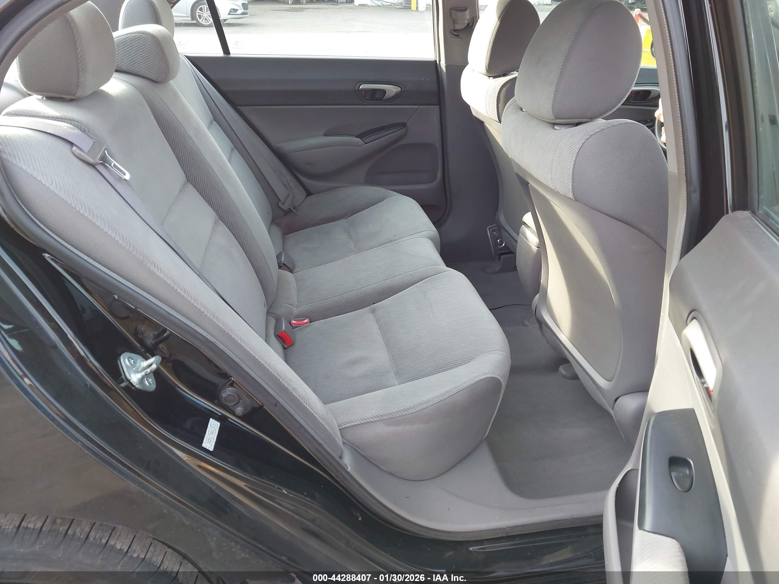 HONDA CIVIC image 8