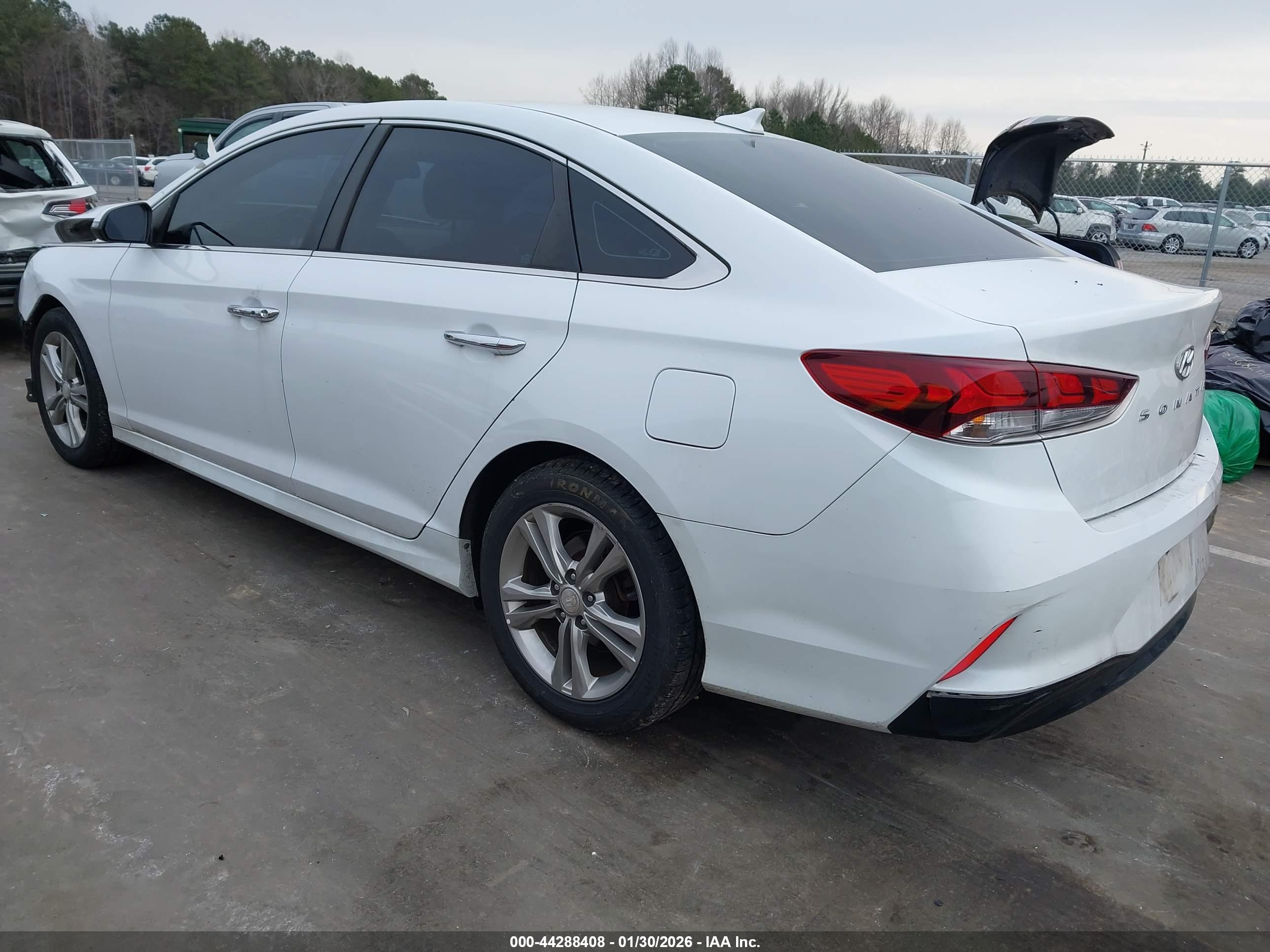 HYUNDAI SONATA image 3