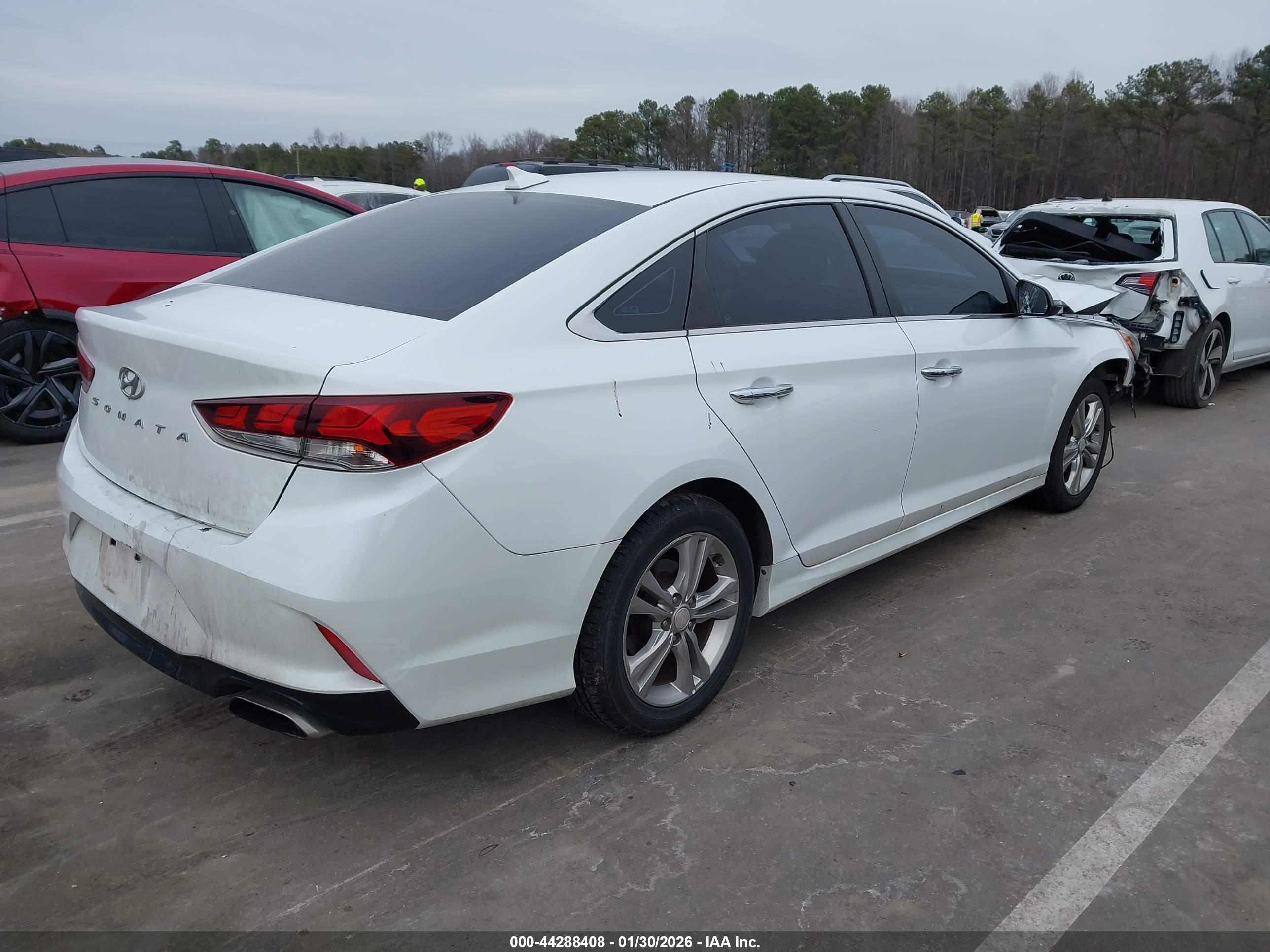 HYUNDAI SONATA image 4