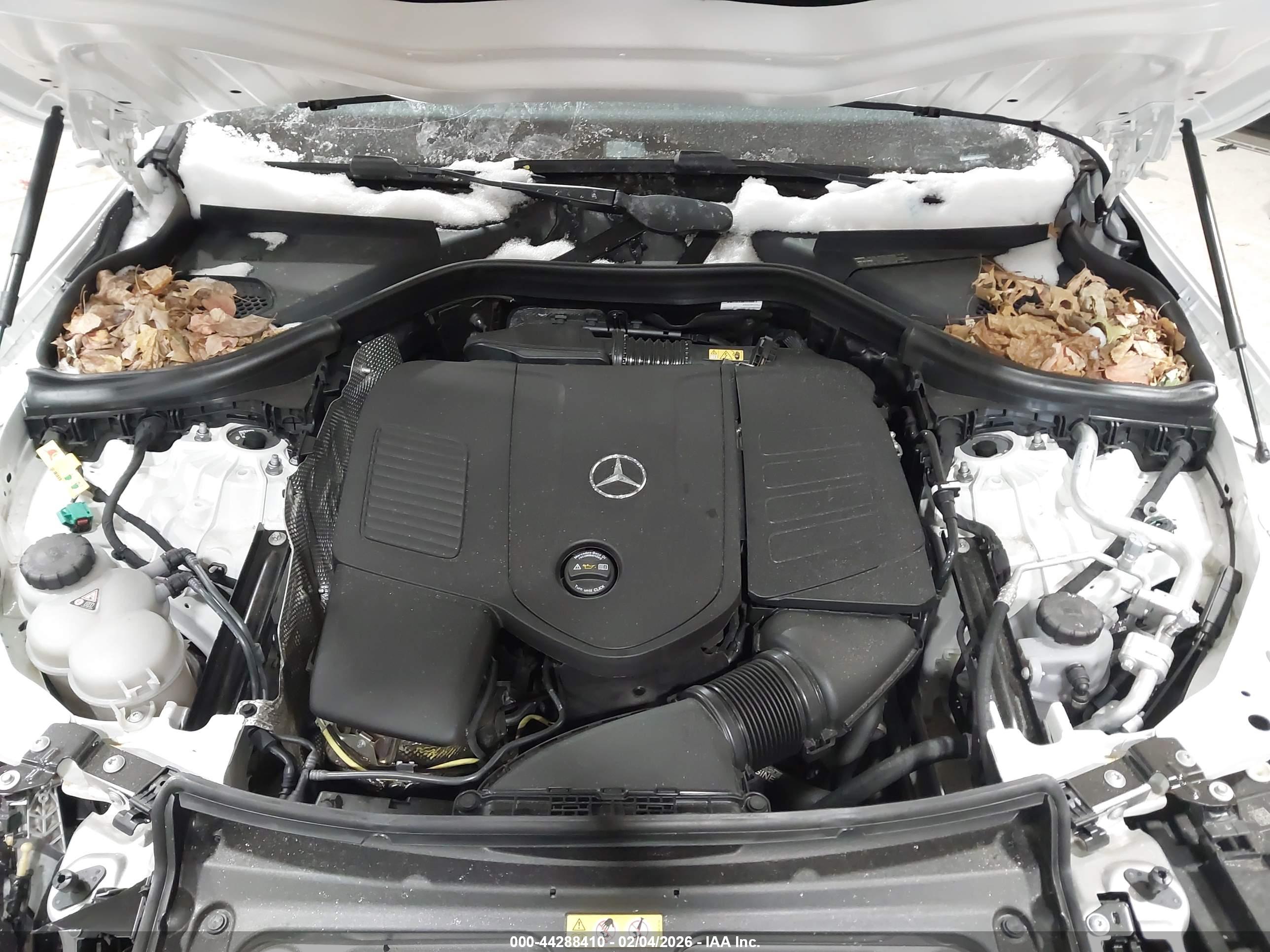 MERCEDES-BENZ GLC image 10