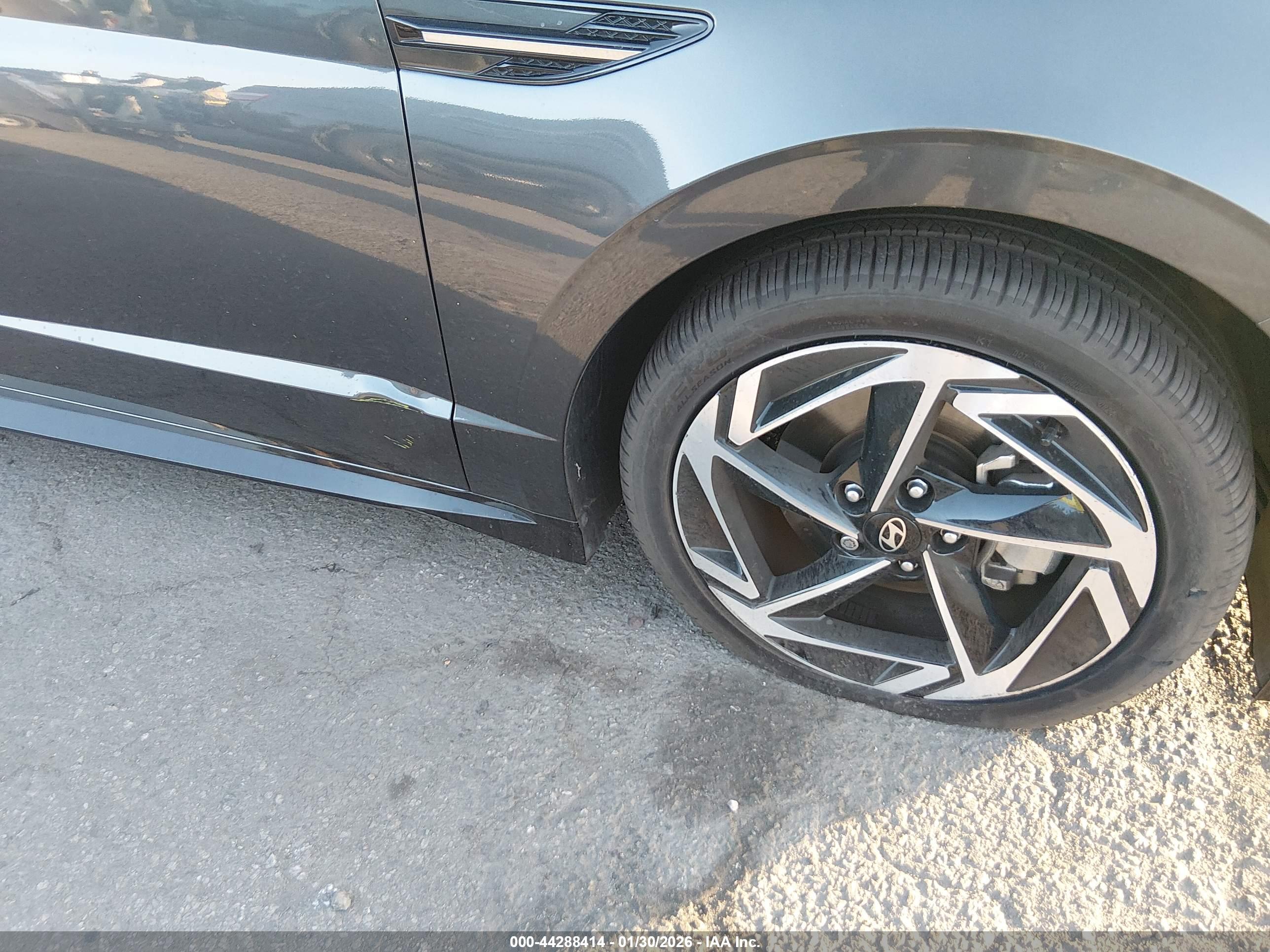 HYUNDAI SONATA image 6