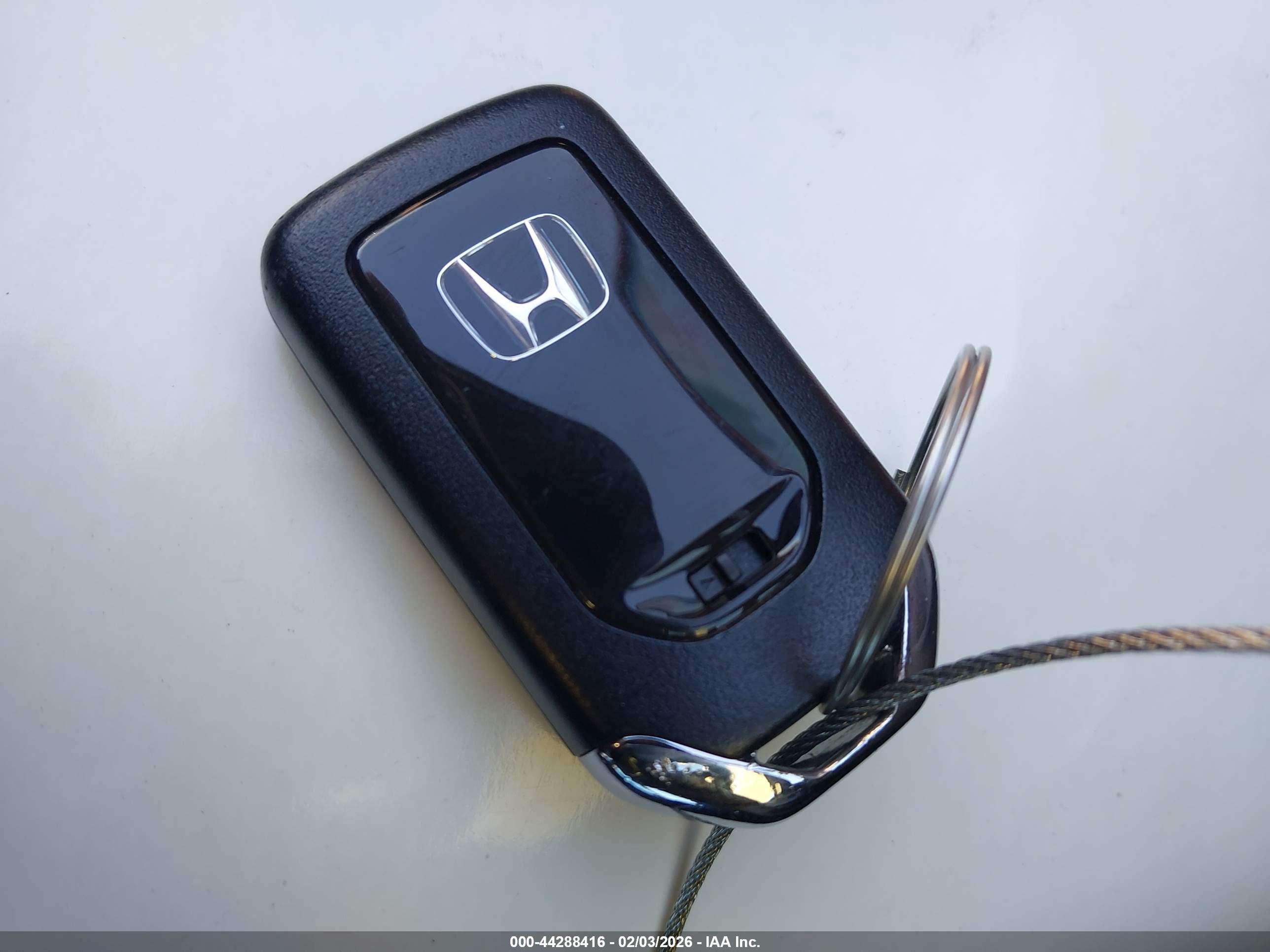 HONDA ACCORD image 11