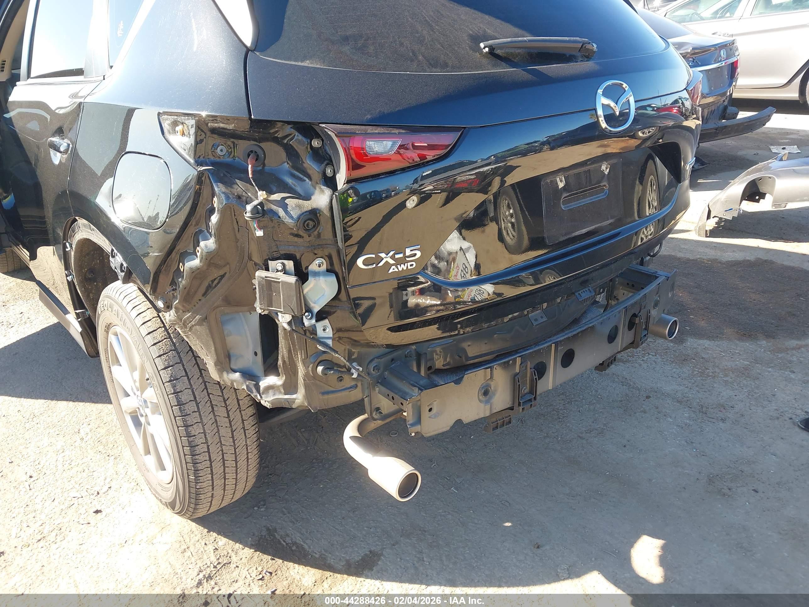 MAZDA CX-5 image 6