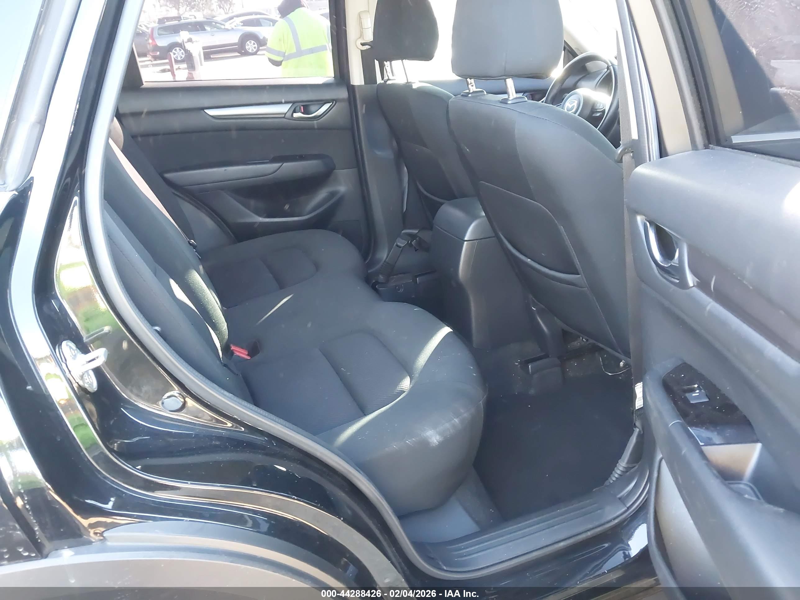 MAZDA CX-5 image 8