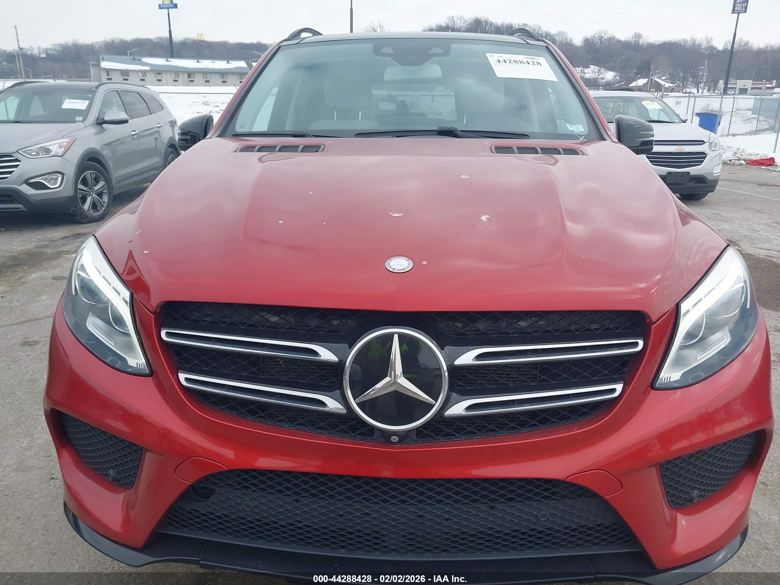 MERCEDES-BENZ GLE image 6