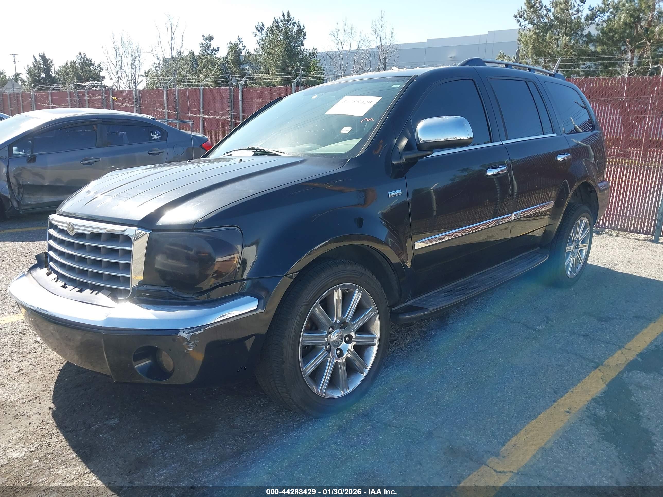 CHRYSLER ASPEN image 2