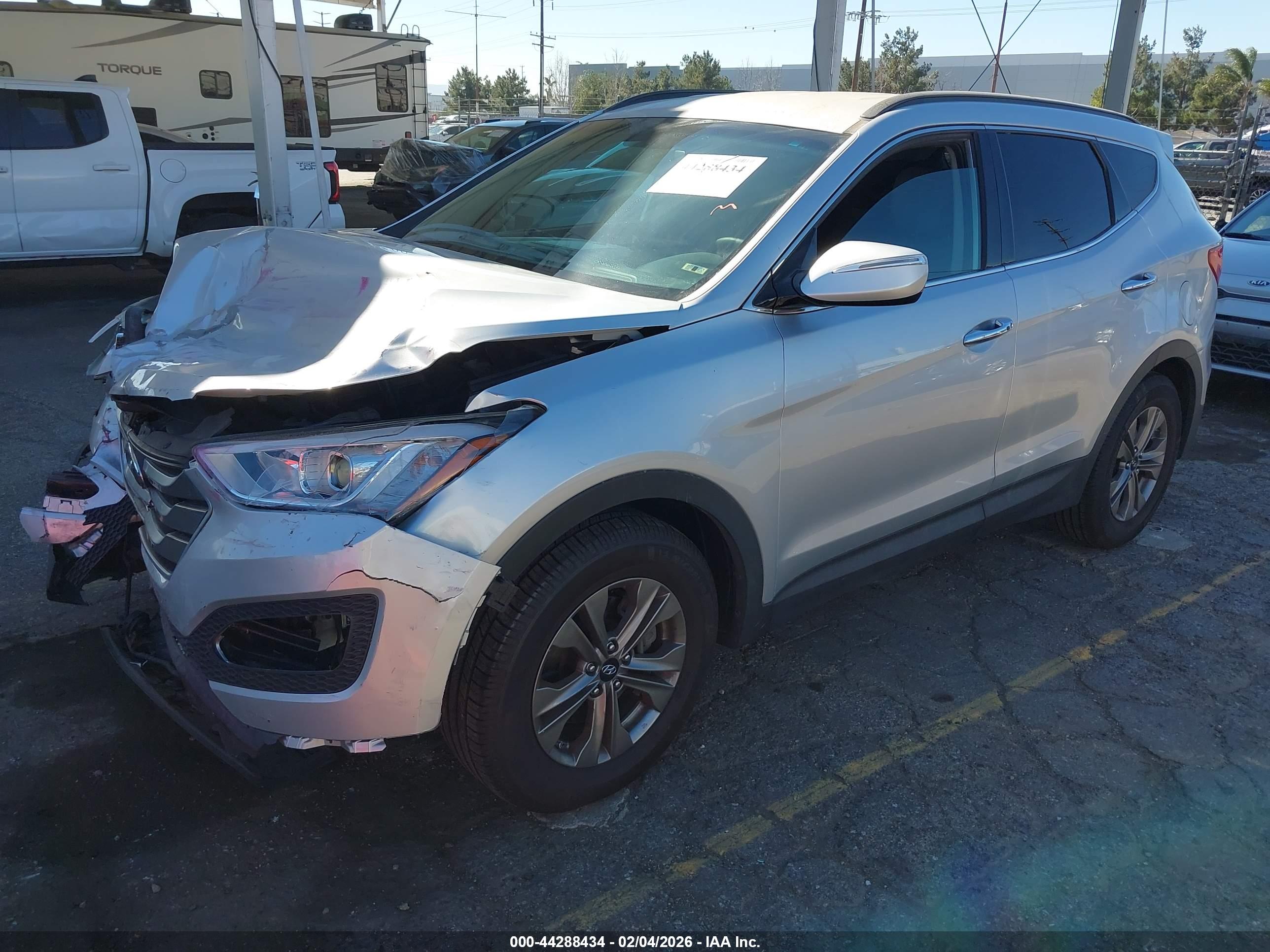HYUNDAI SANTA image 2