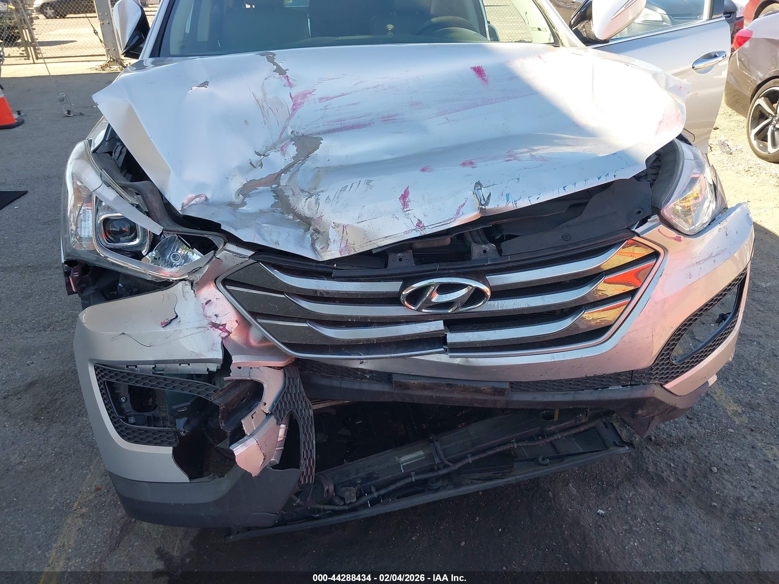 HYUNDAI SANTA image 6